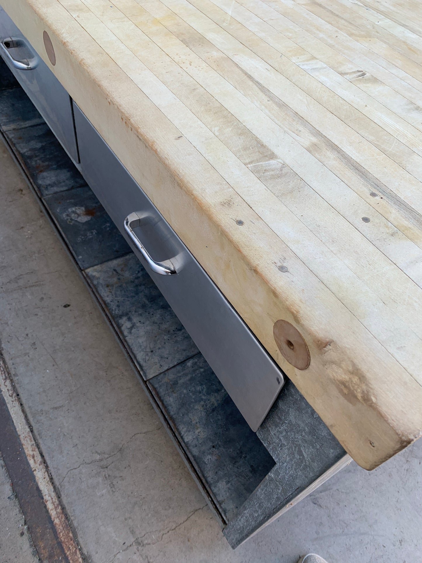 Butcher's Table with 6 Drawers