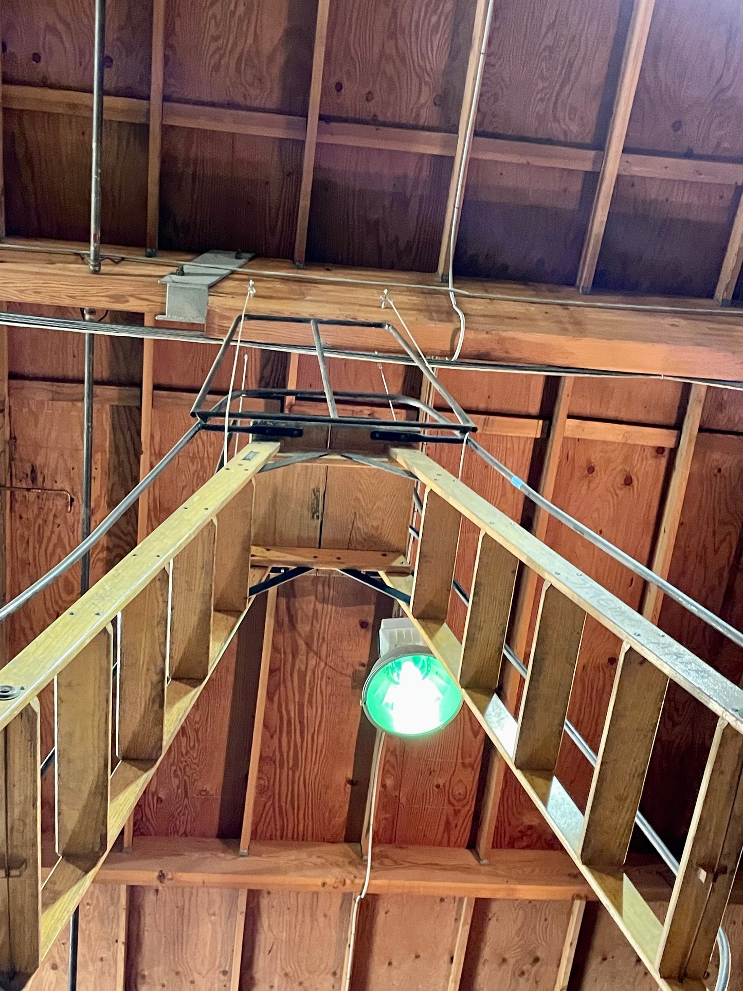 Movie Studio Ladder