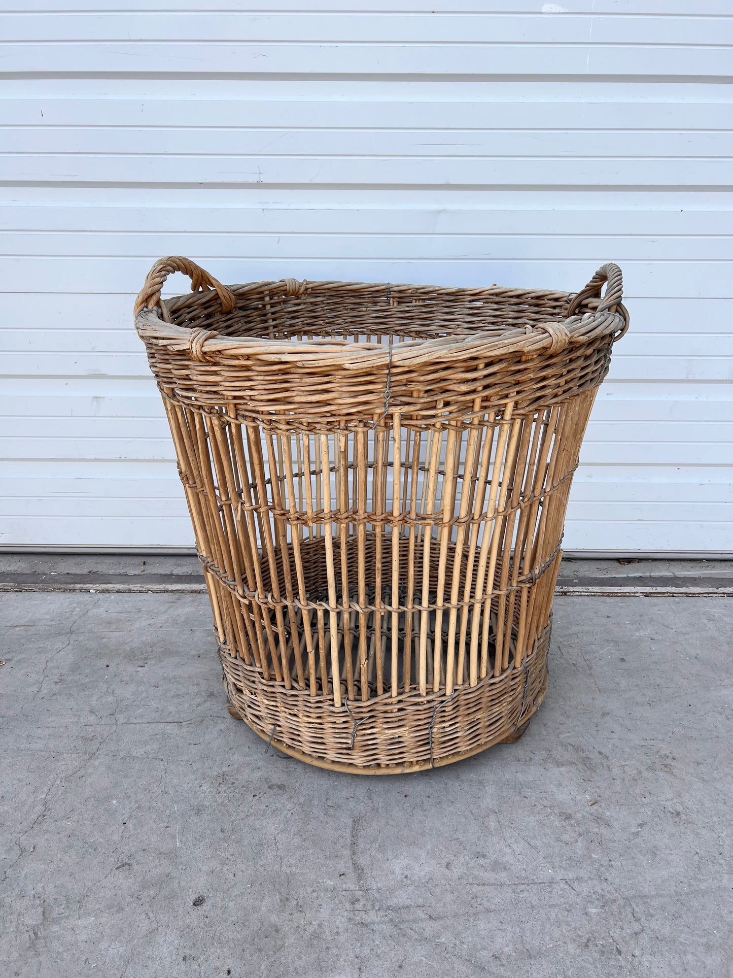 Large Round Basket