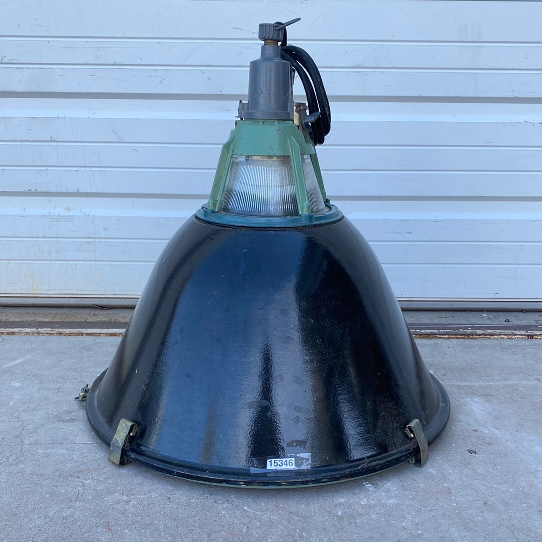 Enamel Industrial Pendant Light