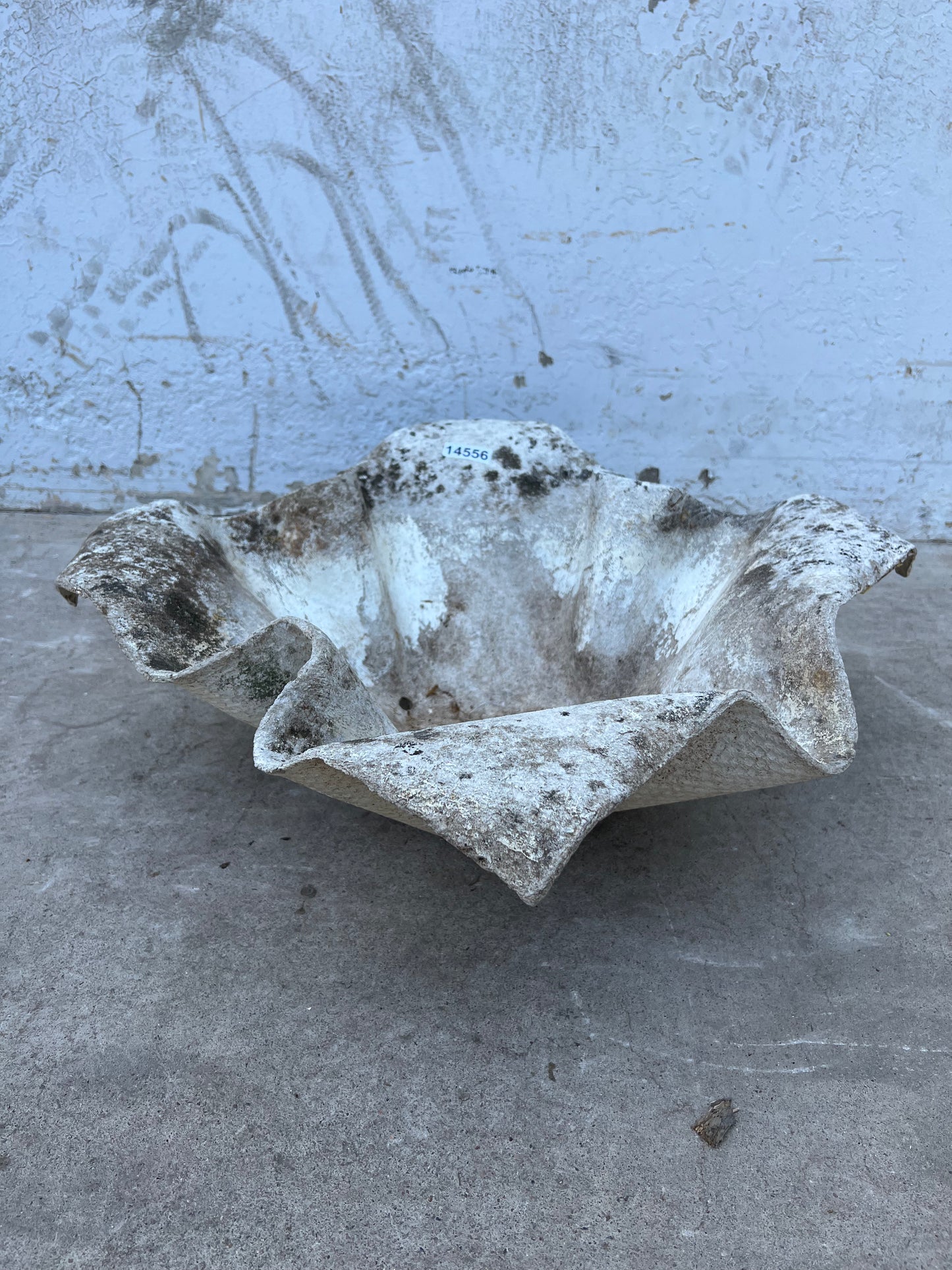 Small Willy Guhl Handkerchief Planter