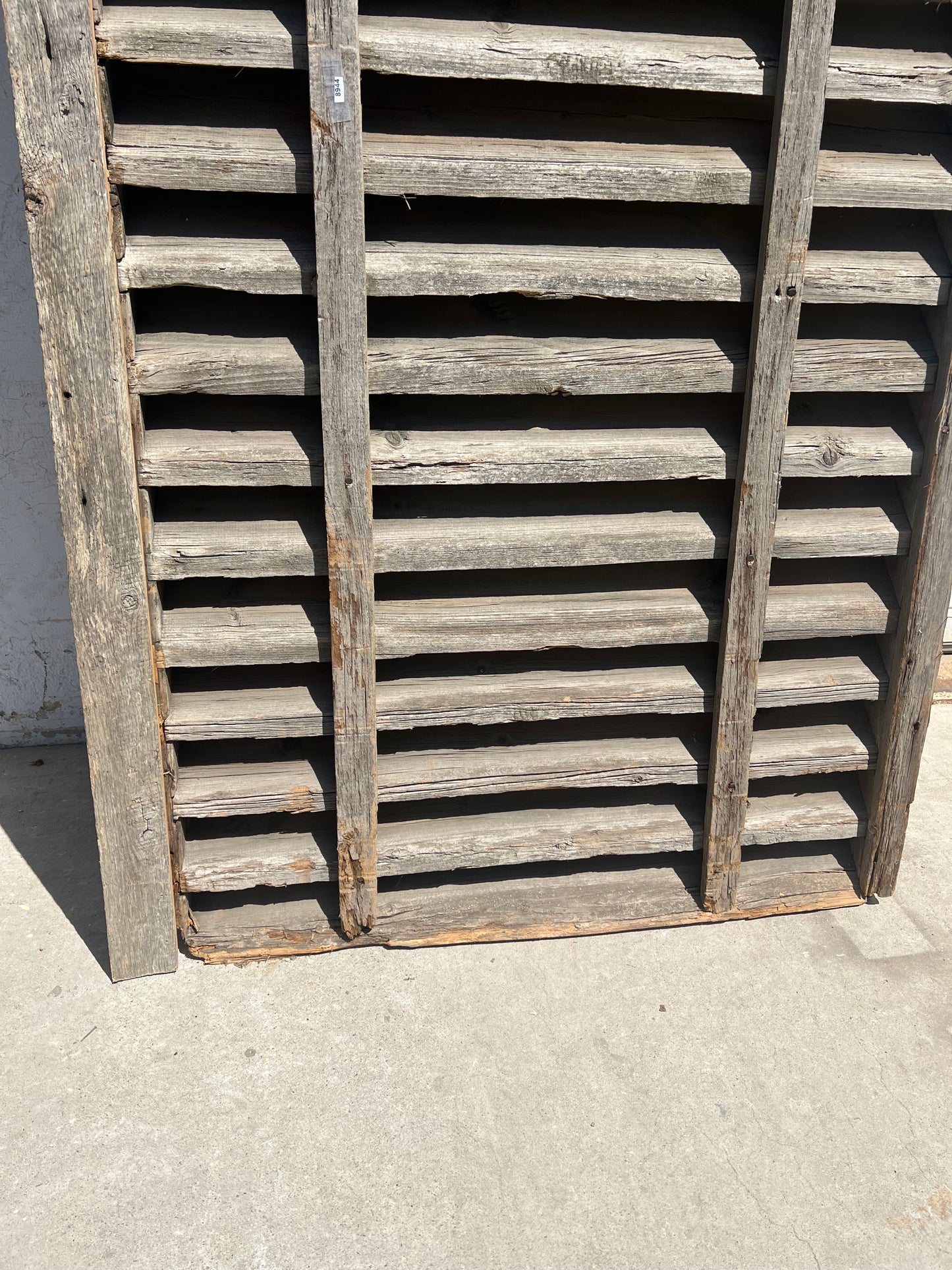 Tall Tobacco Barn Vent