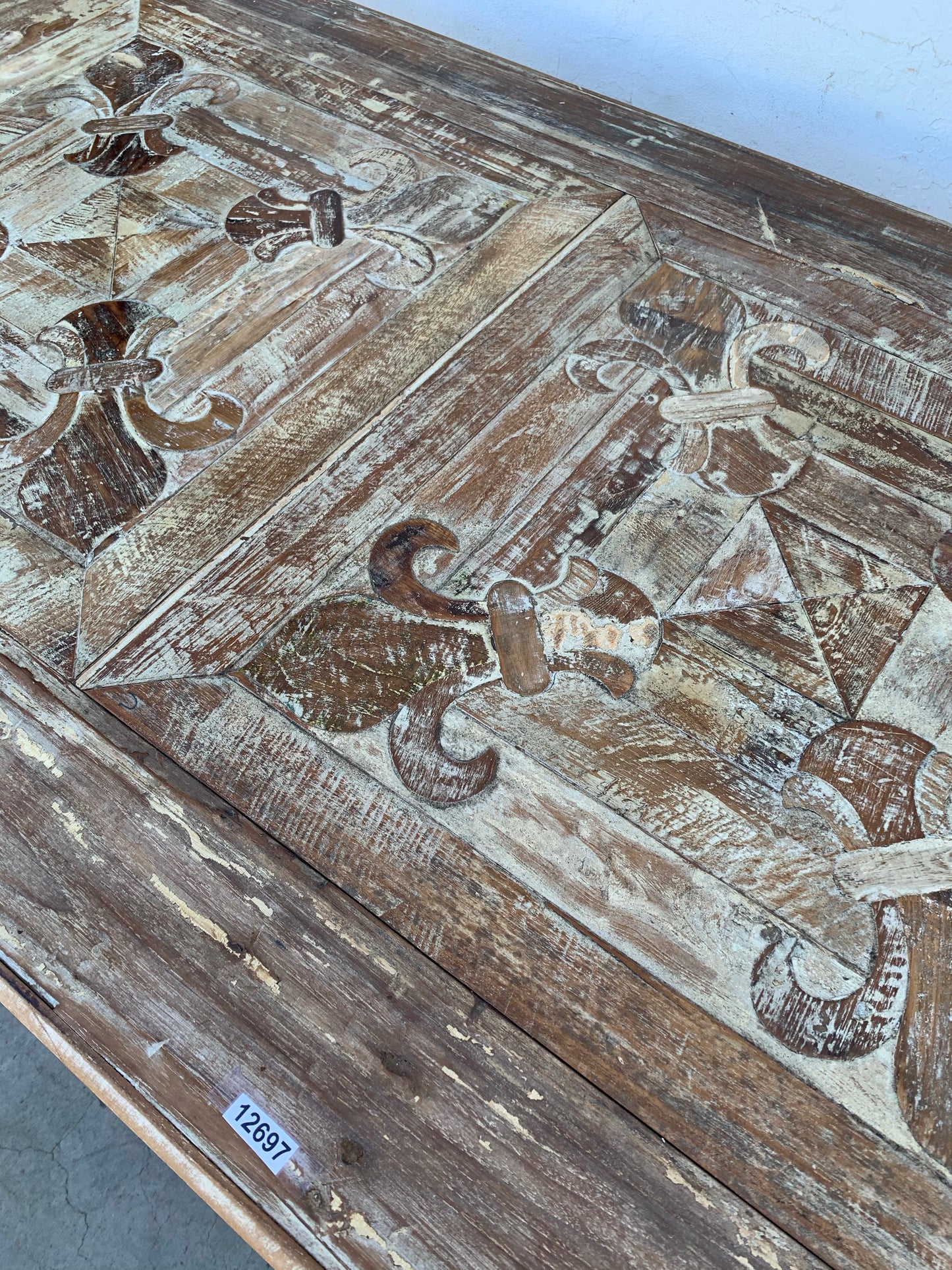 Fleur De Lis Dining Table (8 Ft)