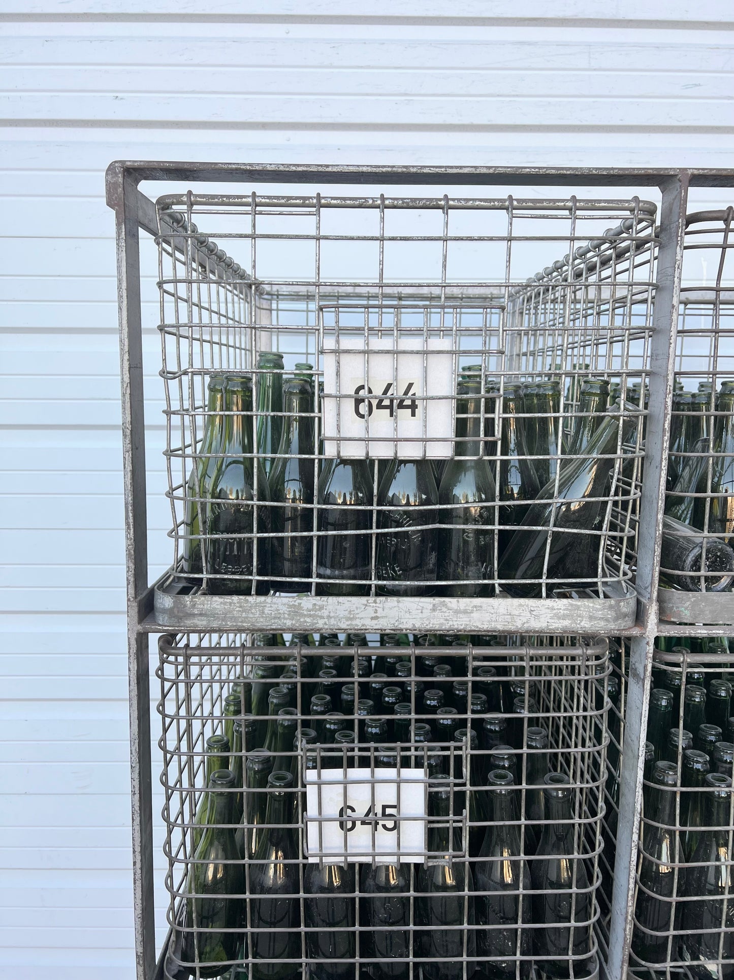 Industrial Iron Rack with 4 Shelves and Beer Bottles (J.R. D'Hollander Brouwerij)