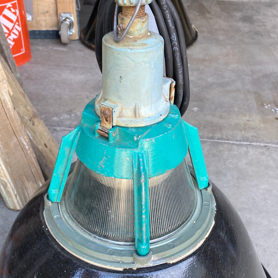 Enamel Industrial Pendant Light