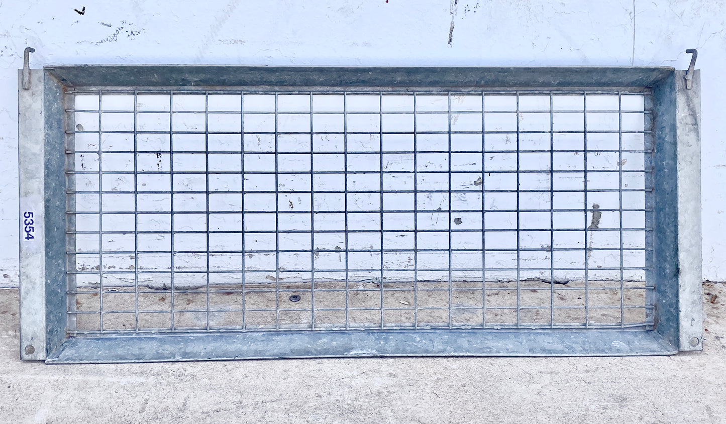 Metal Wire Basket Shelf