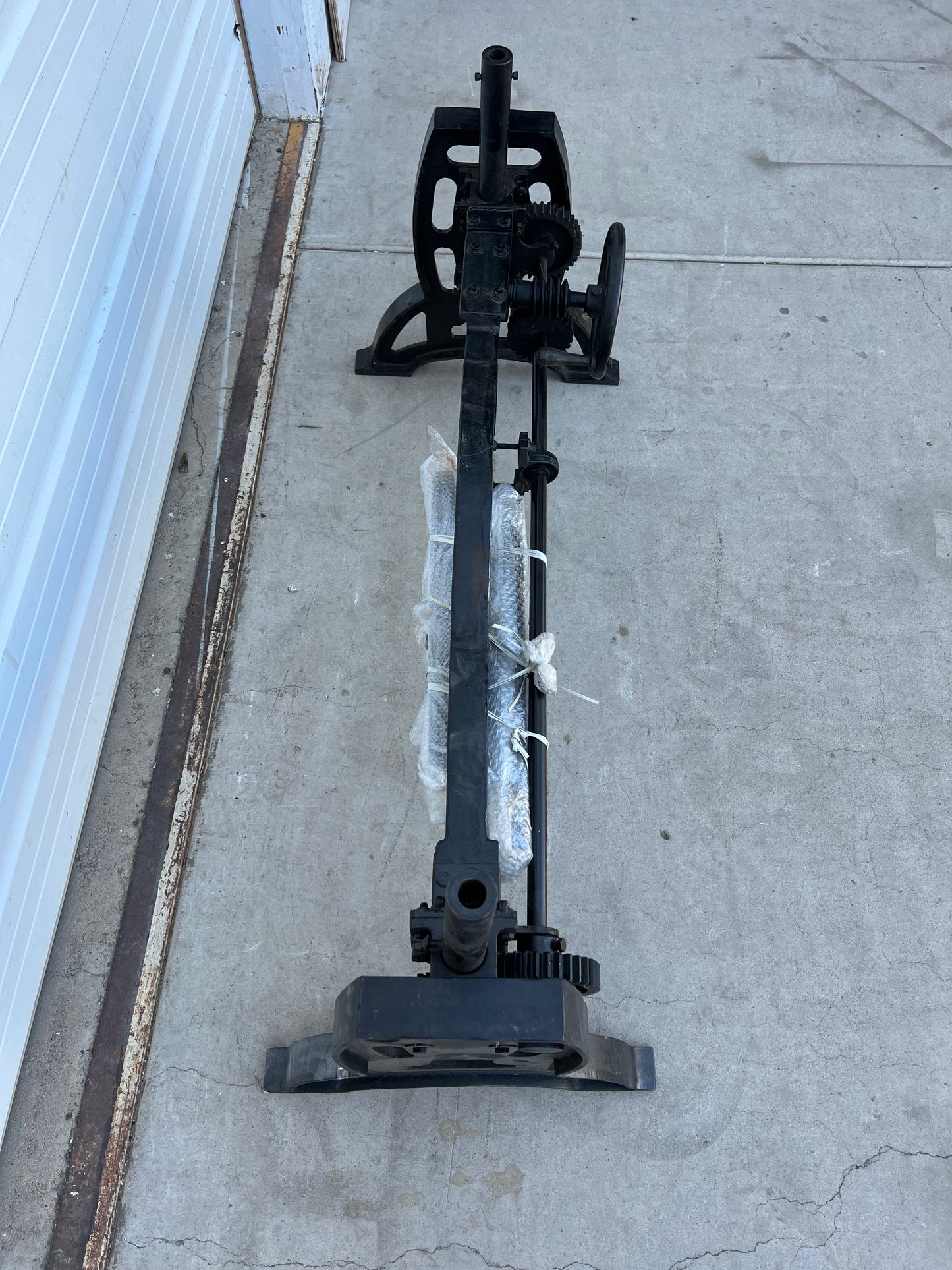 Industrial Crank Table Base