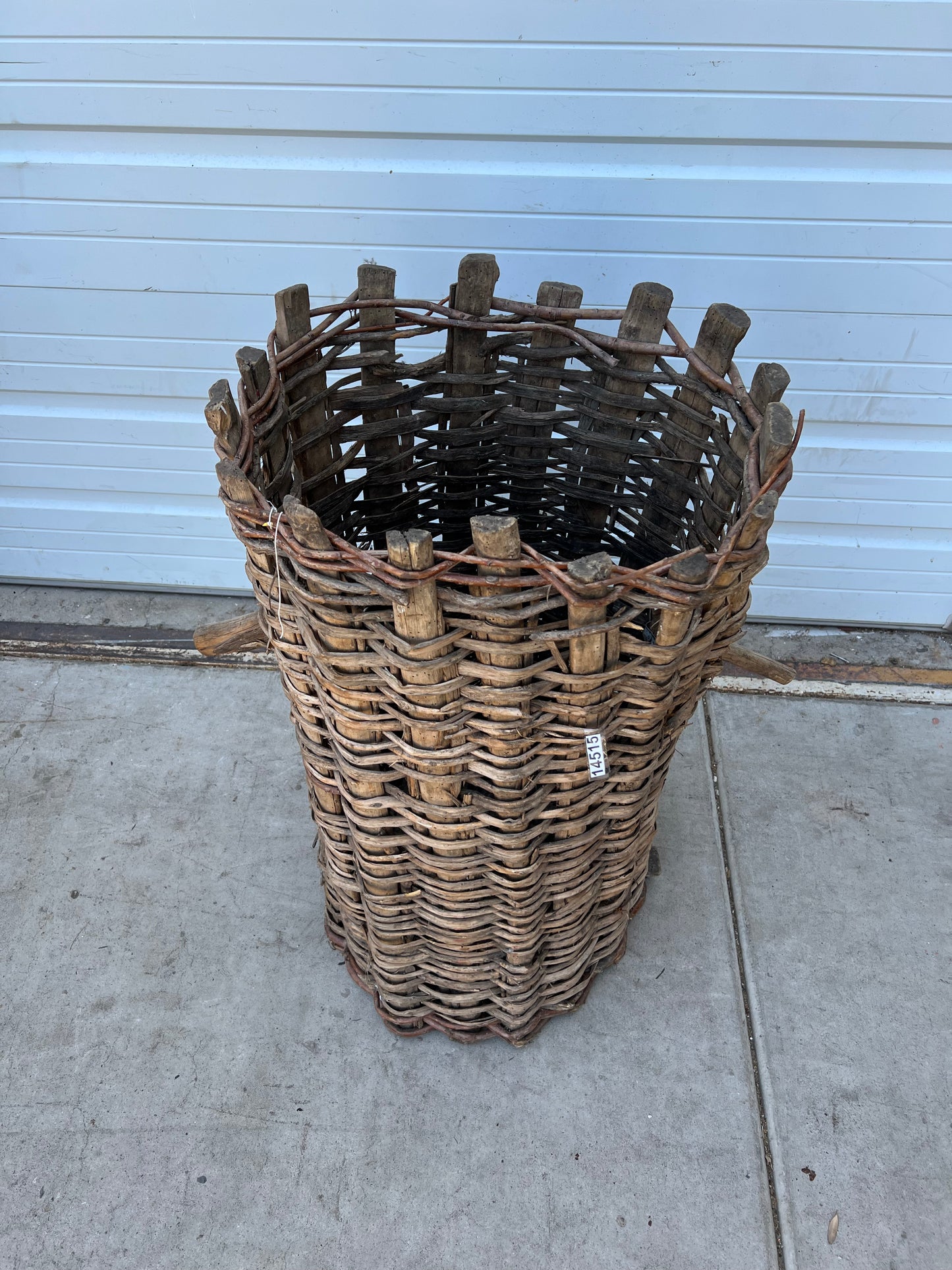 French Wicker Grape Hod/Basket