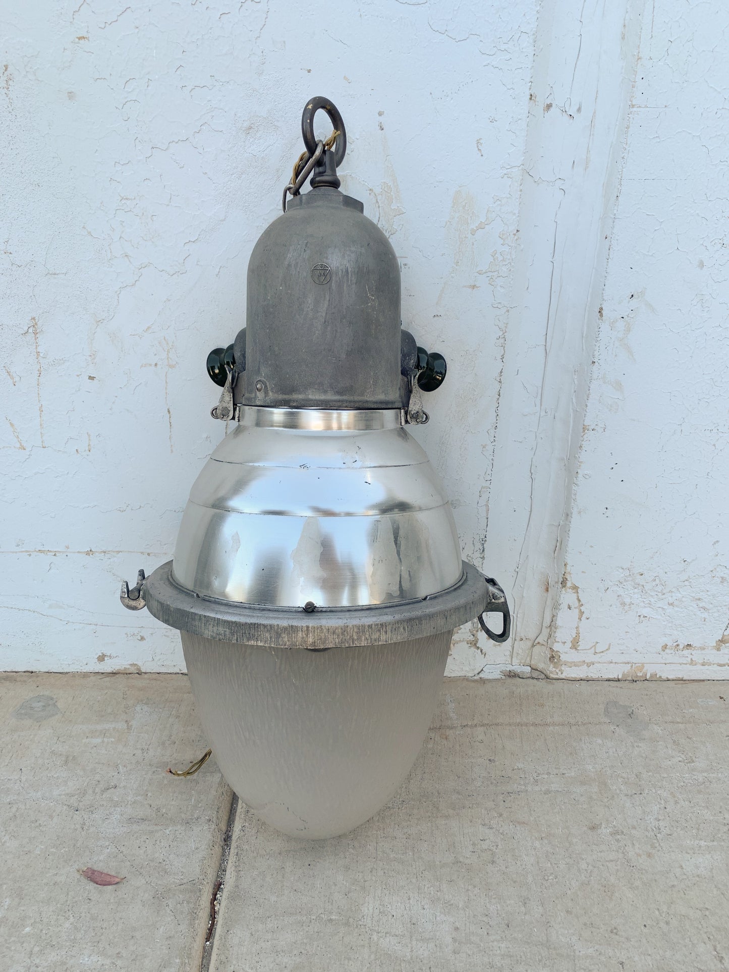Industrial Streetlight Pendant Light