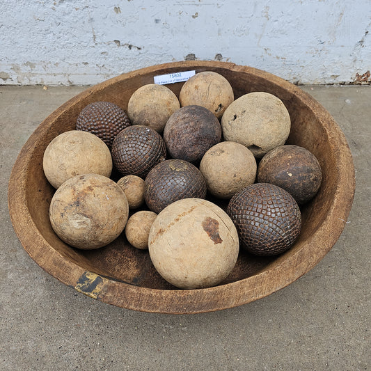 16 Piece Lot of Wood and Metal Decorative Balls