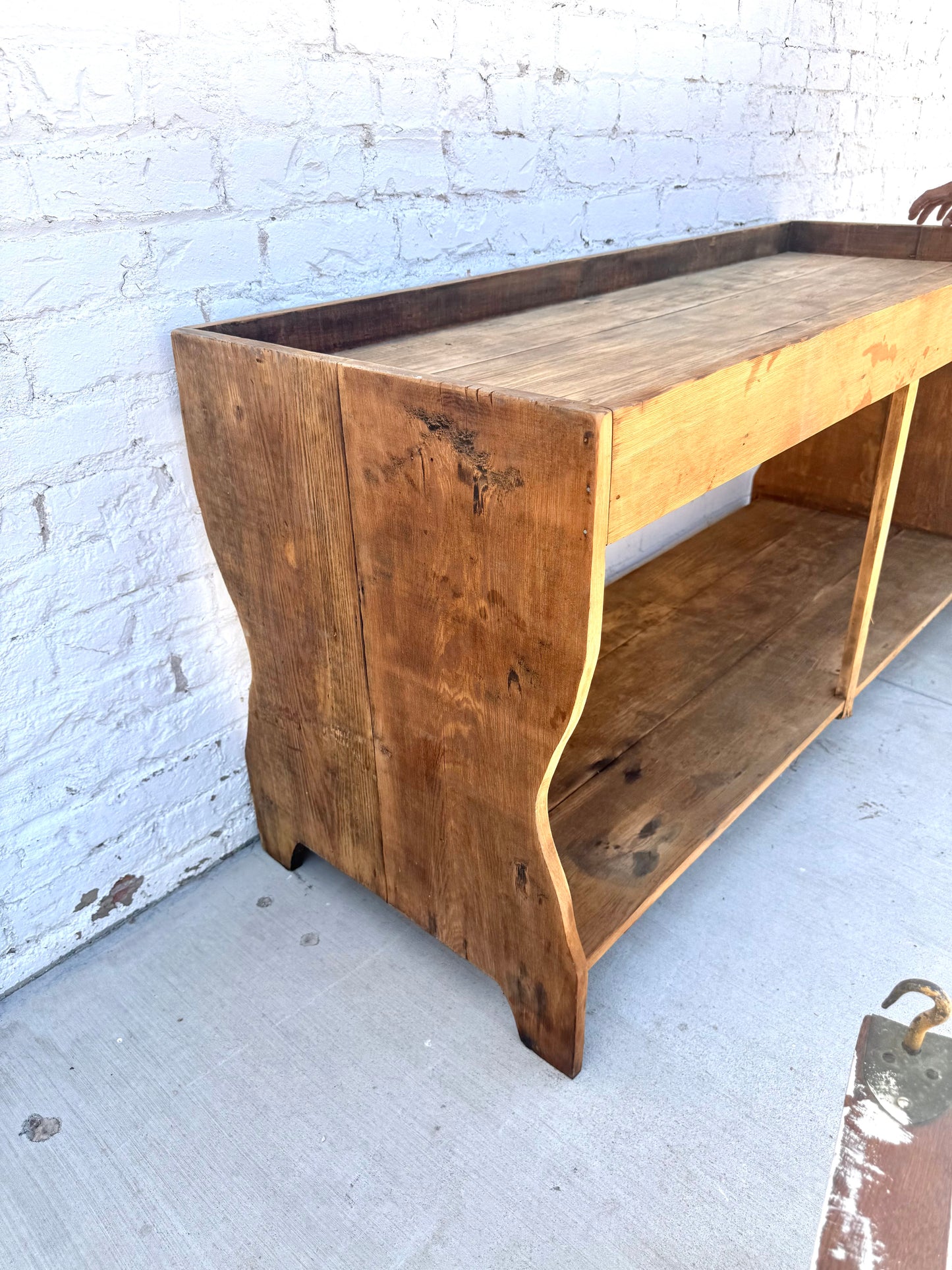 General Store Sorting Table