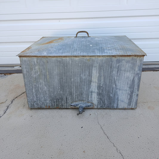 Galvanized Zinc Container with Lid and Dispenser