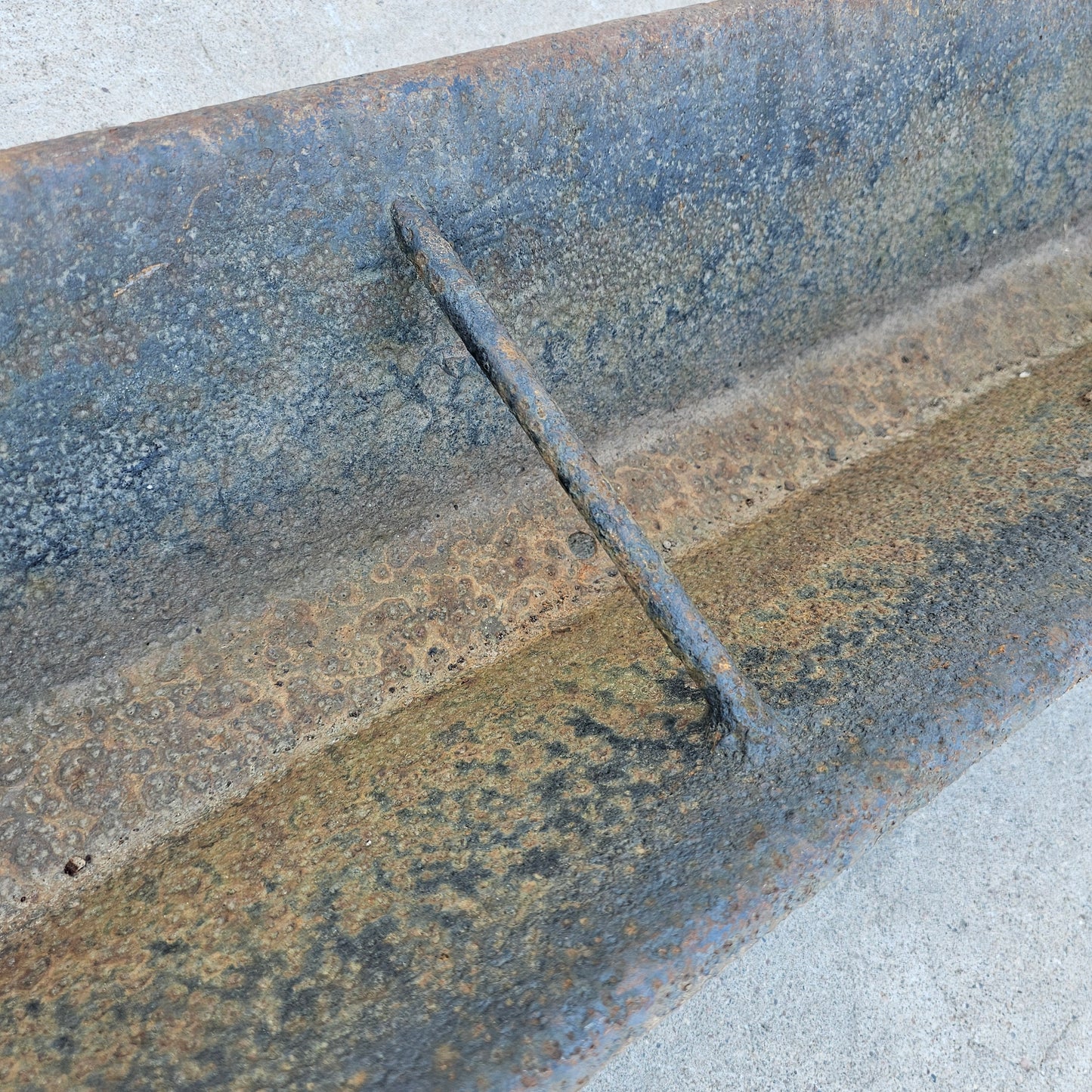 Cast Iron Feeding Trough