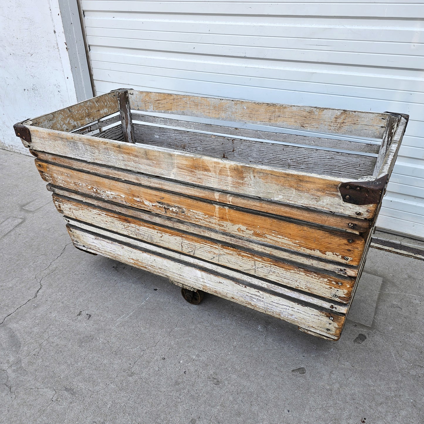 Rolling Textile White Wood Crate