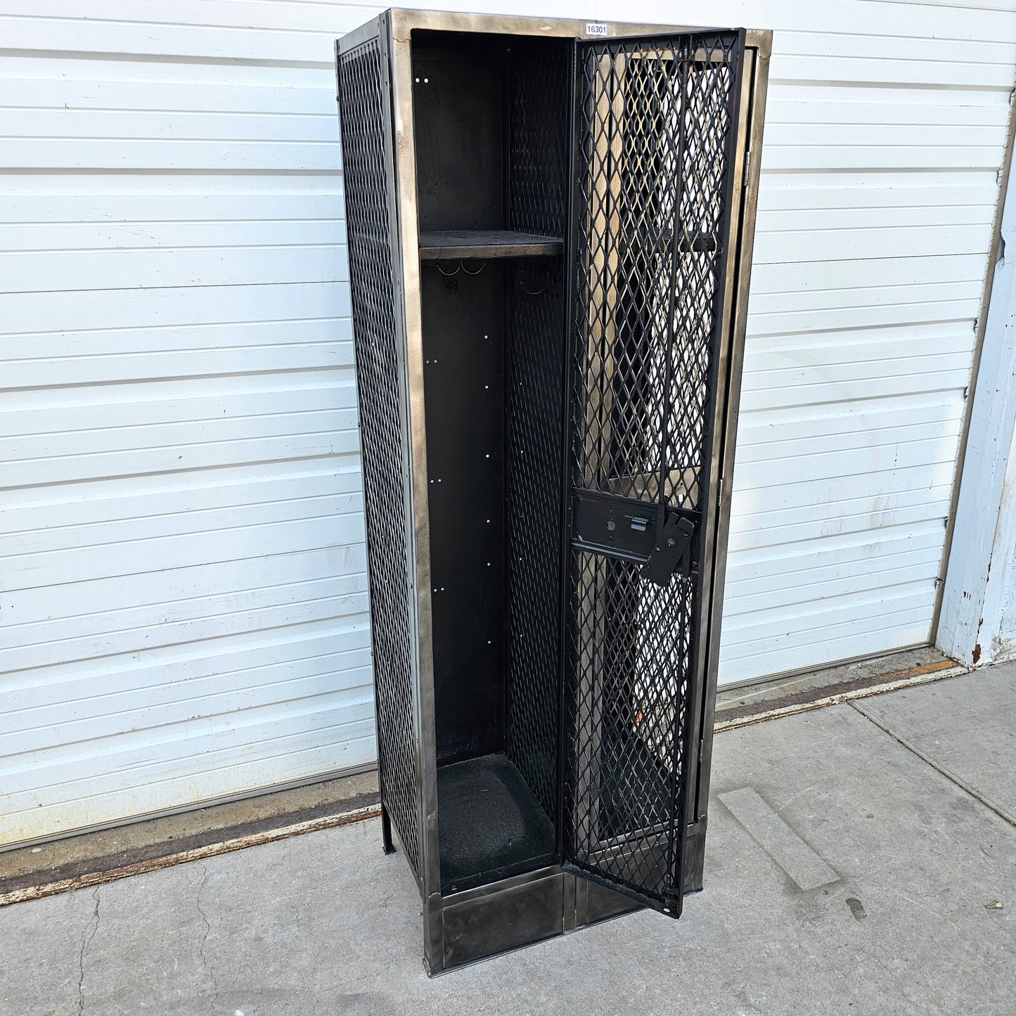 Stripped Mesh Metal Lockers