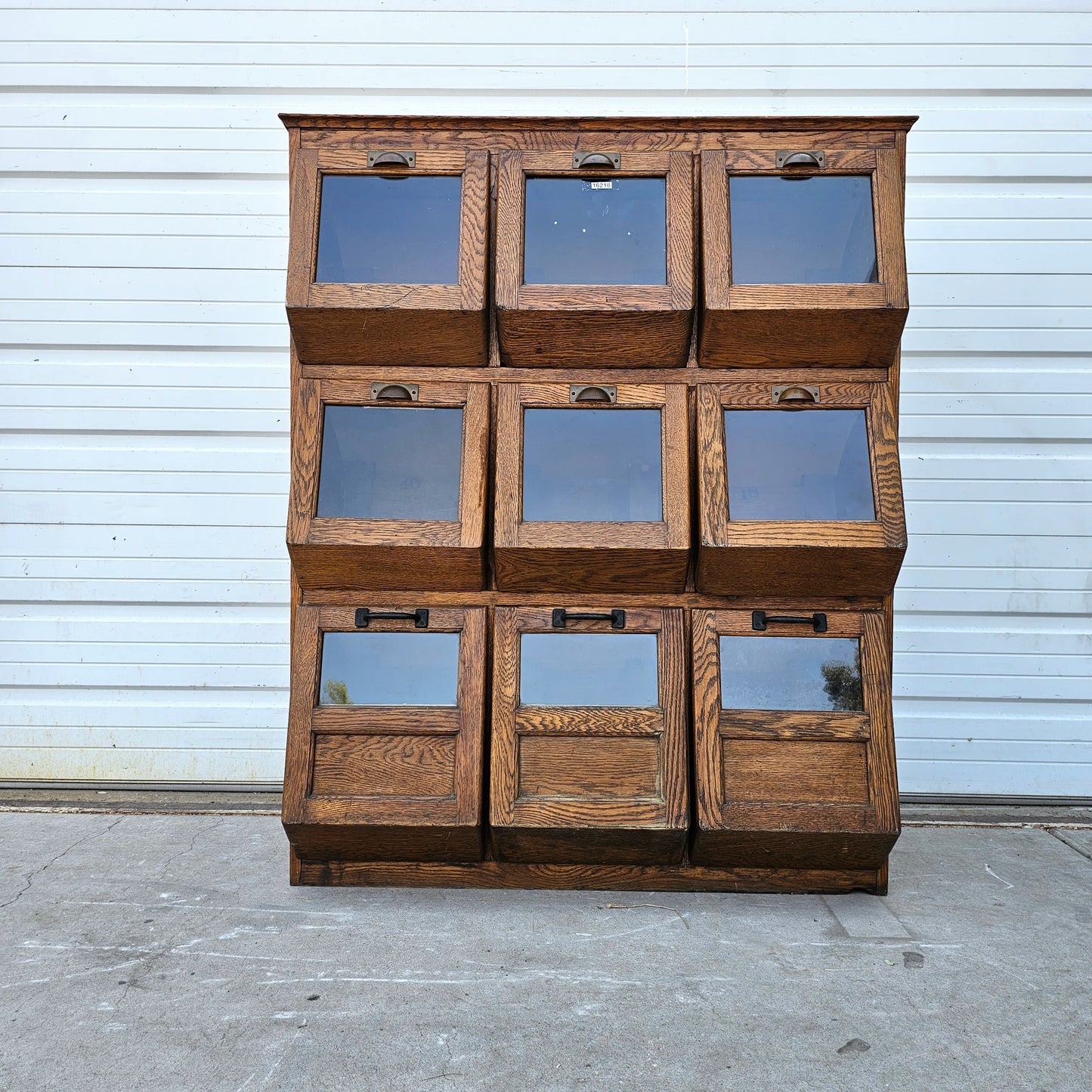 9-Bin Grain Cabinet