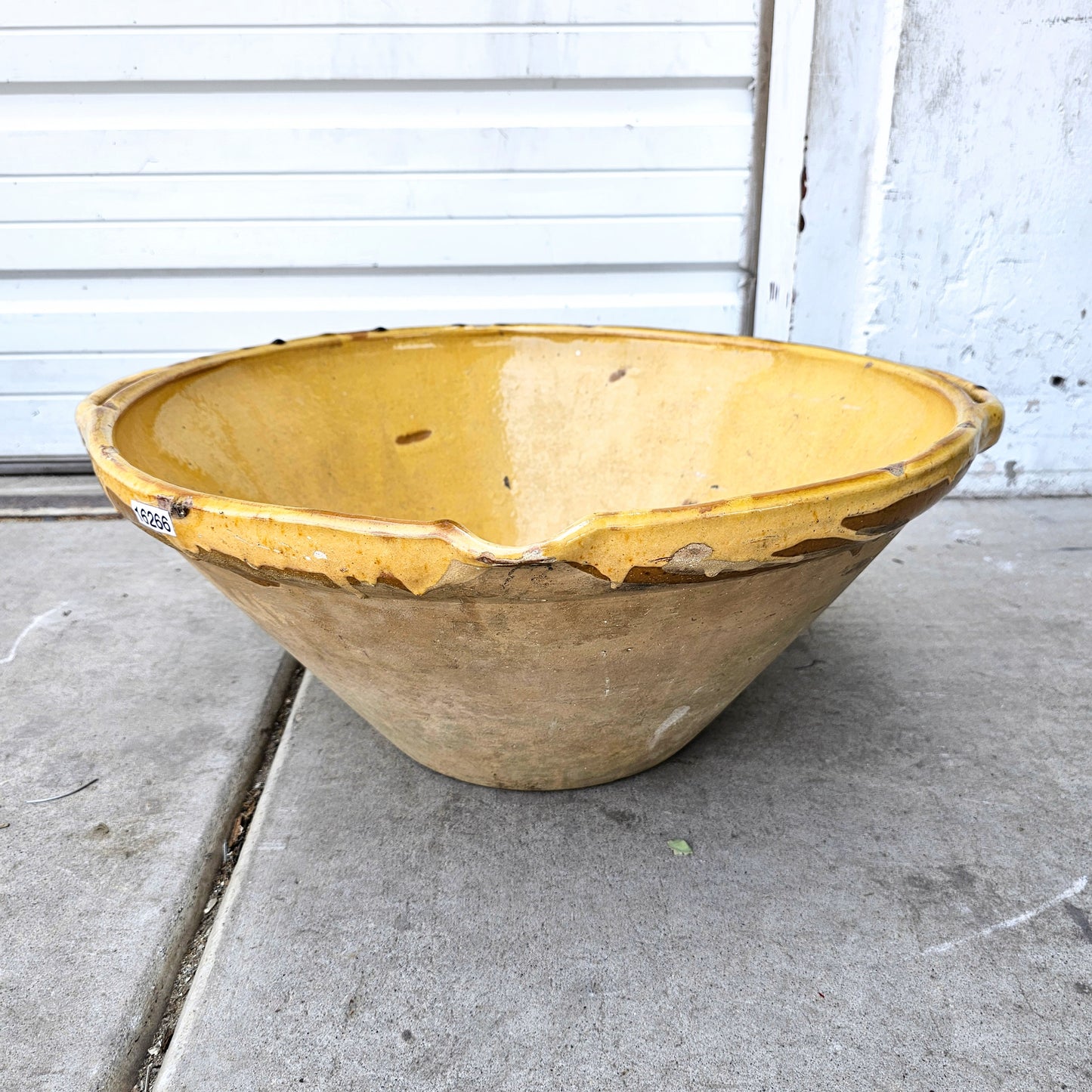 Exceptional Yellow Glazed Bowl/Tian