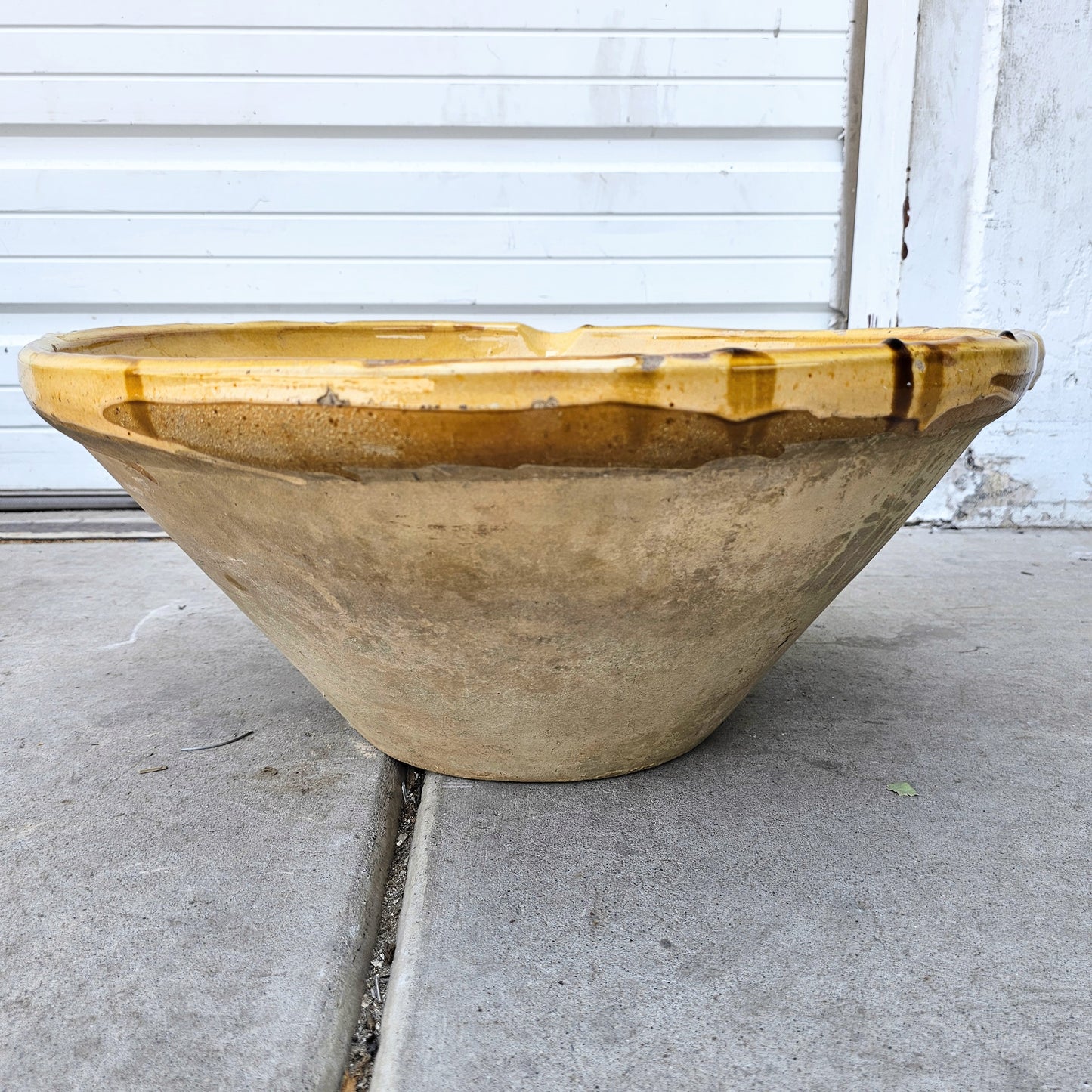 Exceptional Yellow Glazed Bowl/Tian