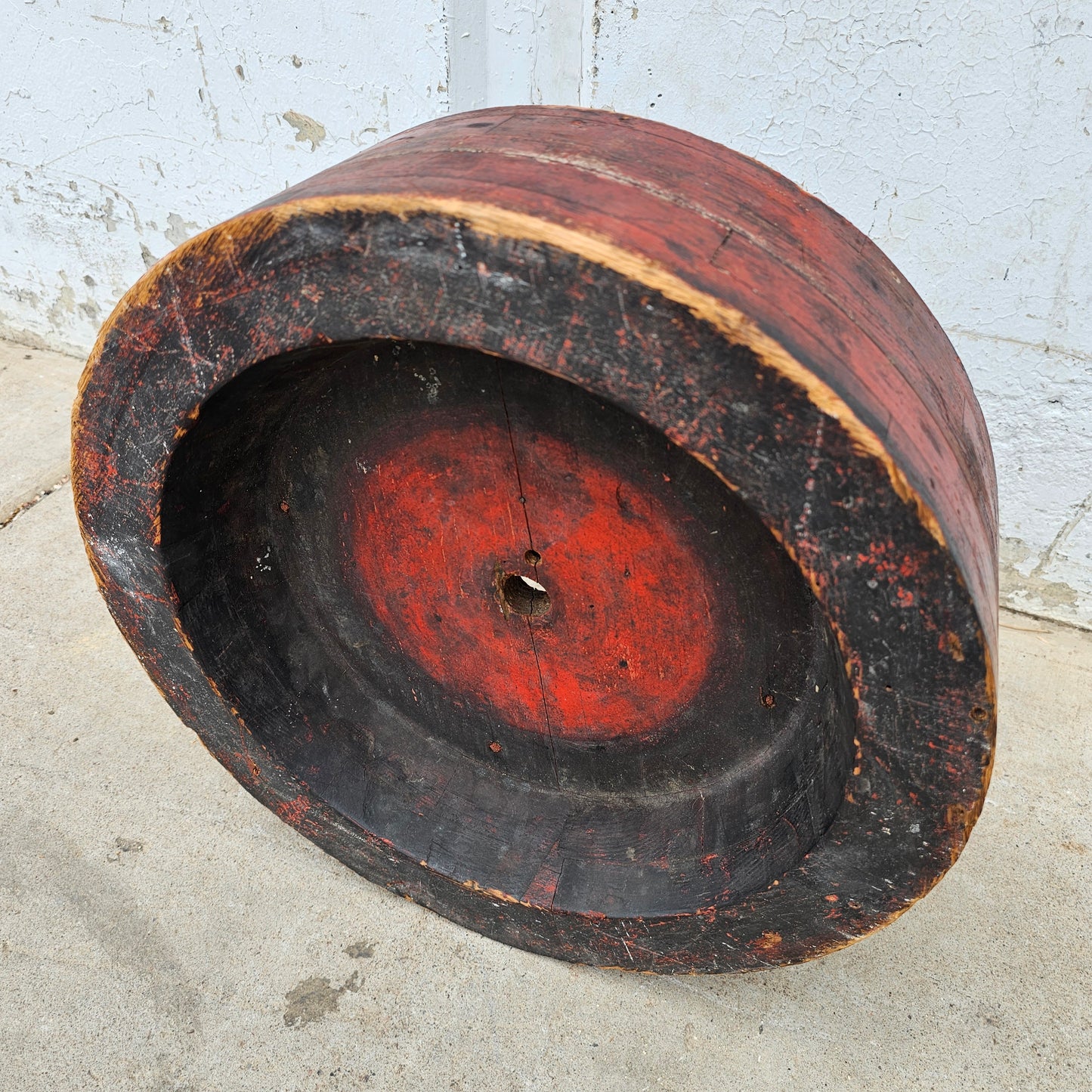 Round Industrial Wooden Mold