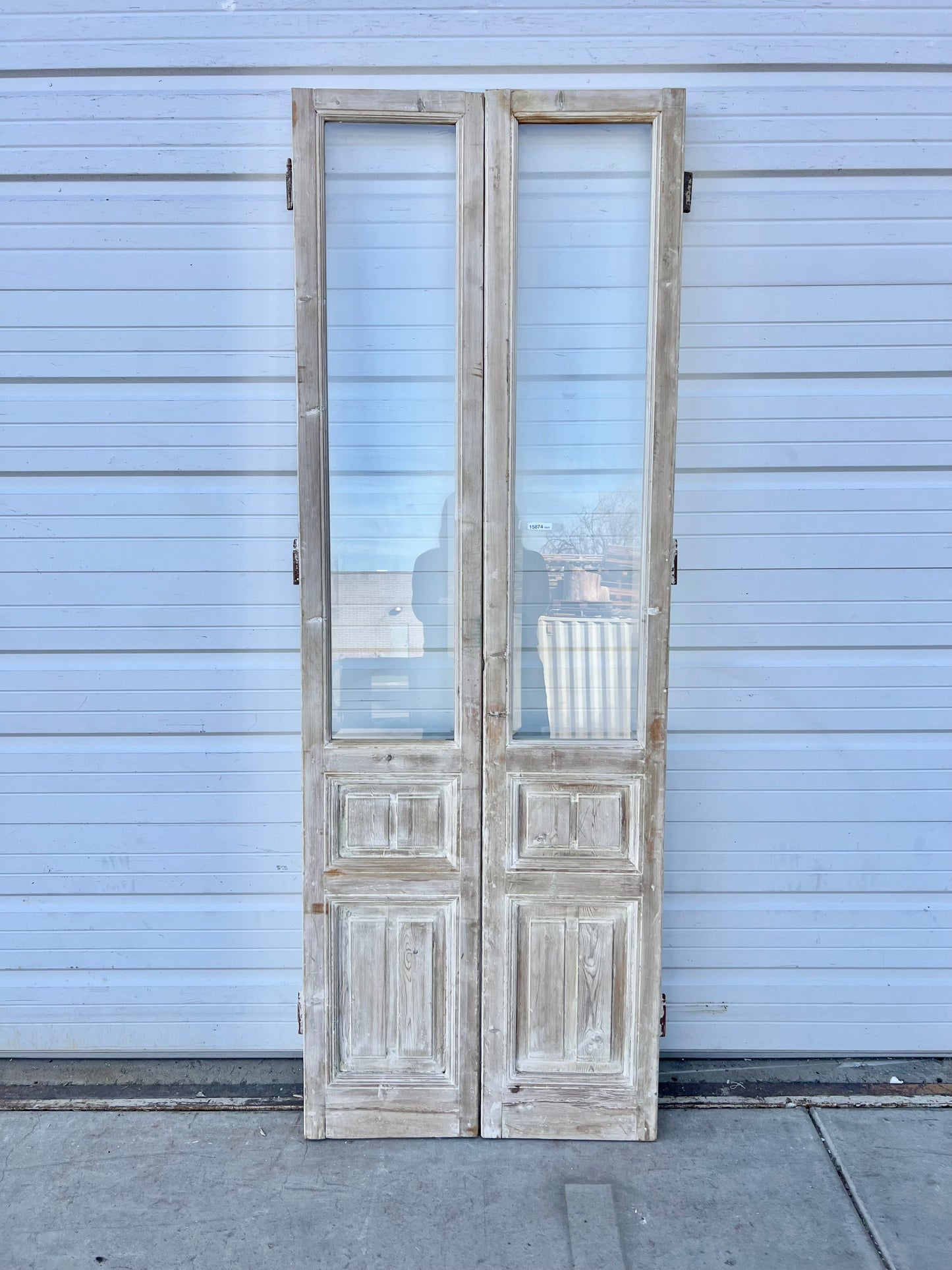 Pair of Wood Doors w/2 Glass Lites