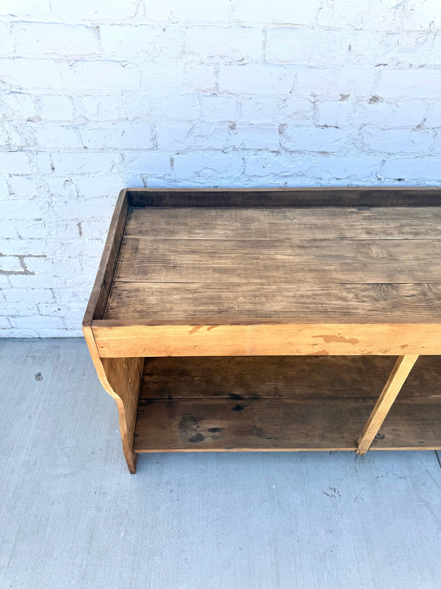 General Store Sorting Table