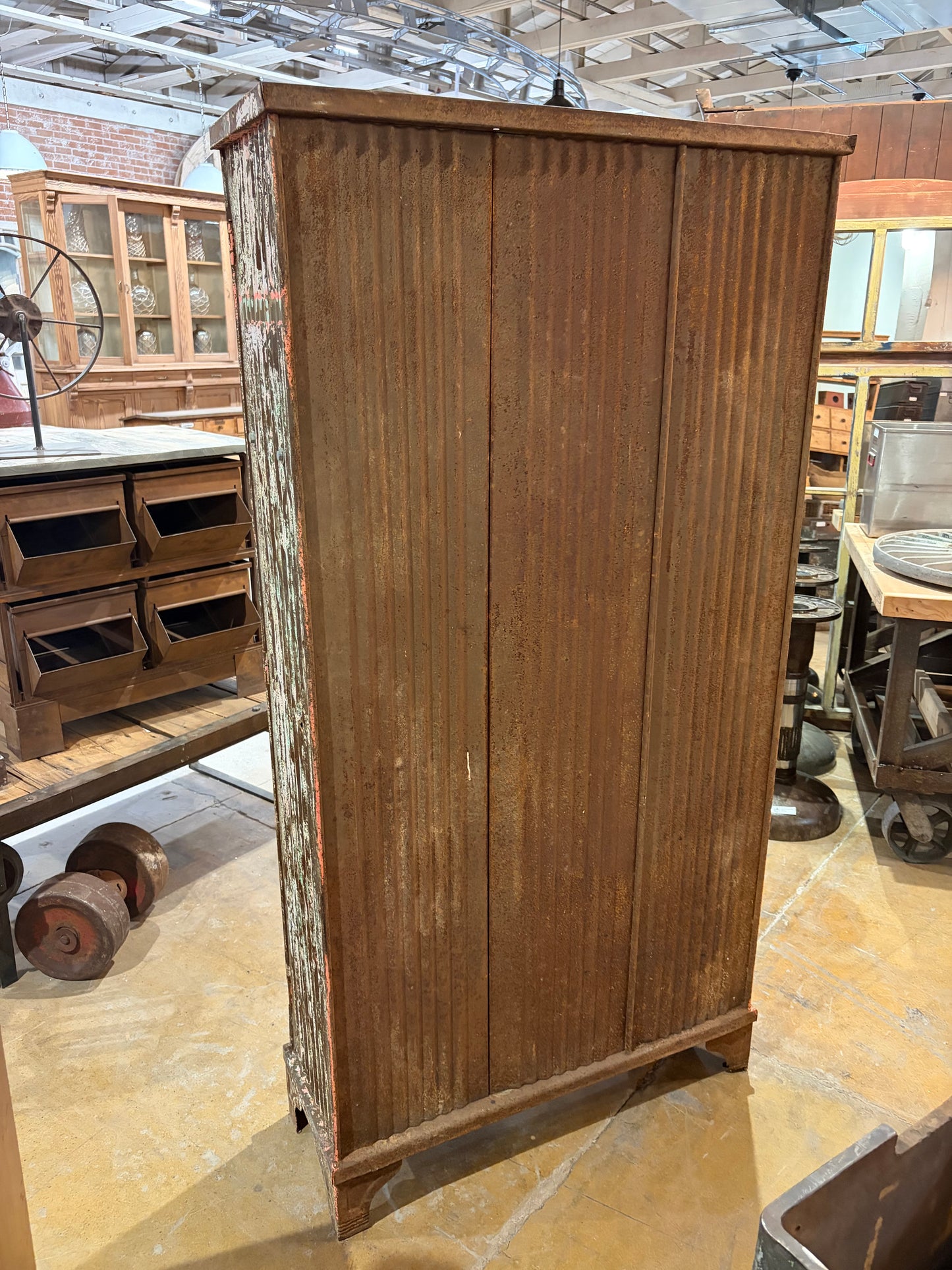 Vintage Strafor Lockers
