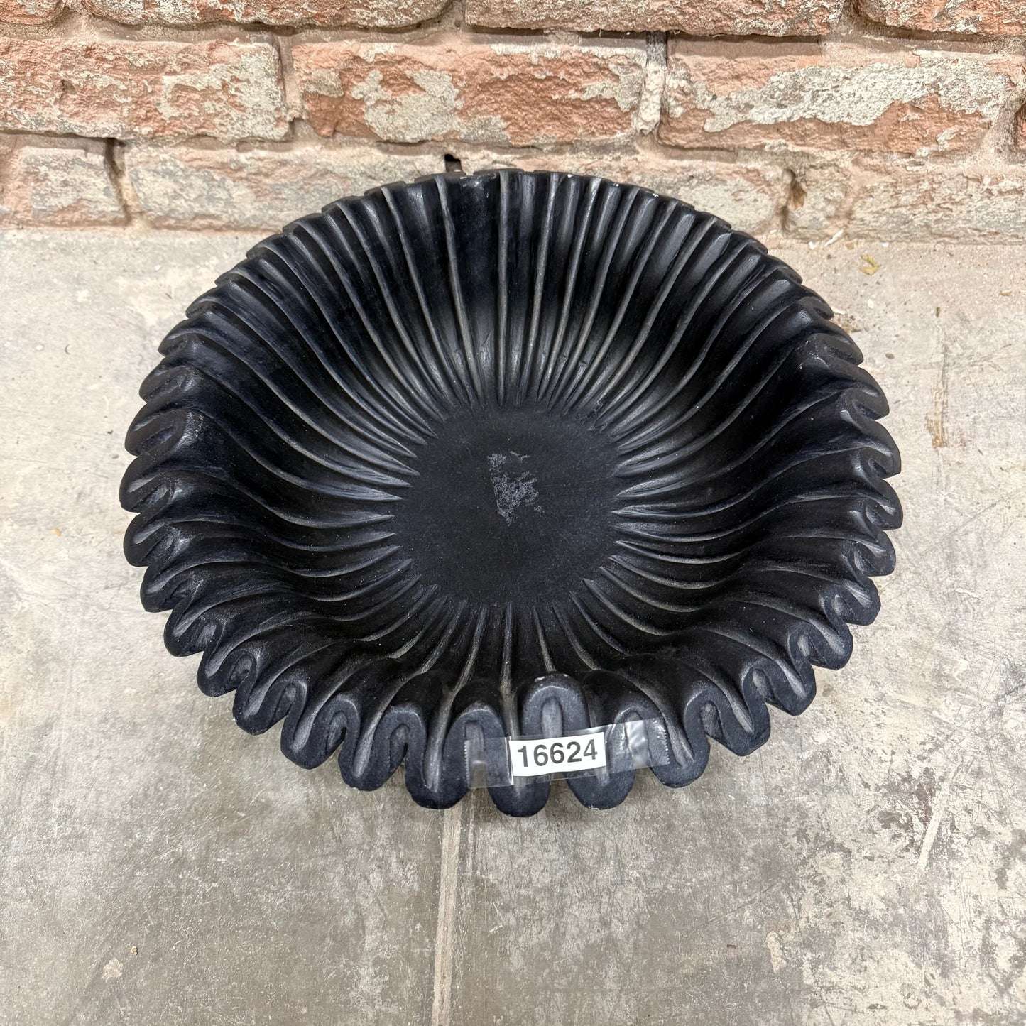 Medium Black Marble Ruffle Bowl