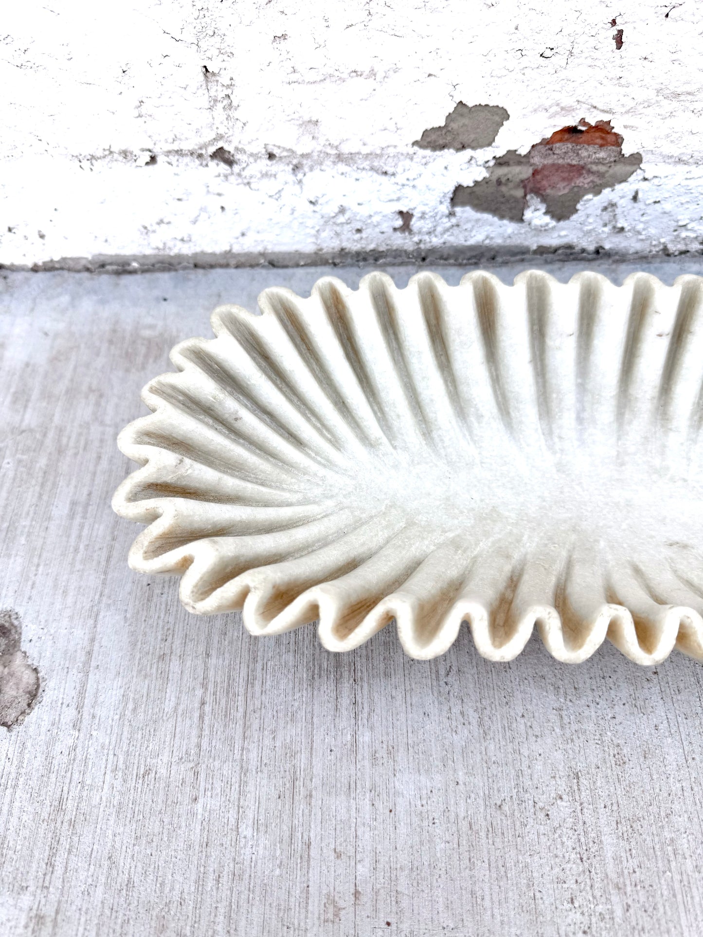White Oblong Marble Ruffle Bowl