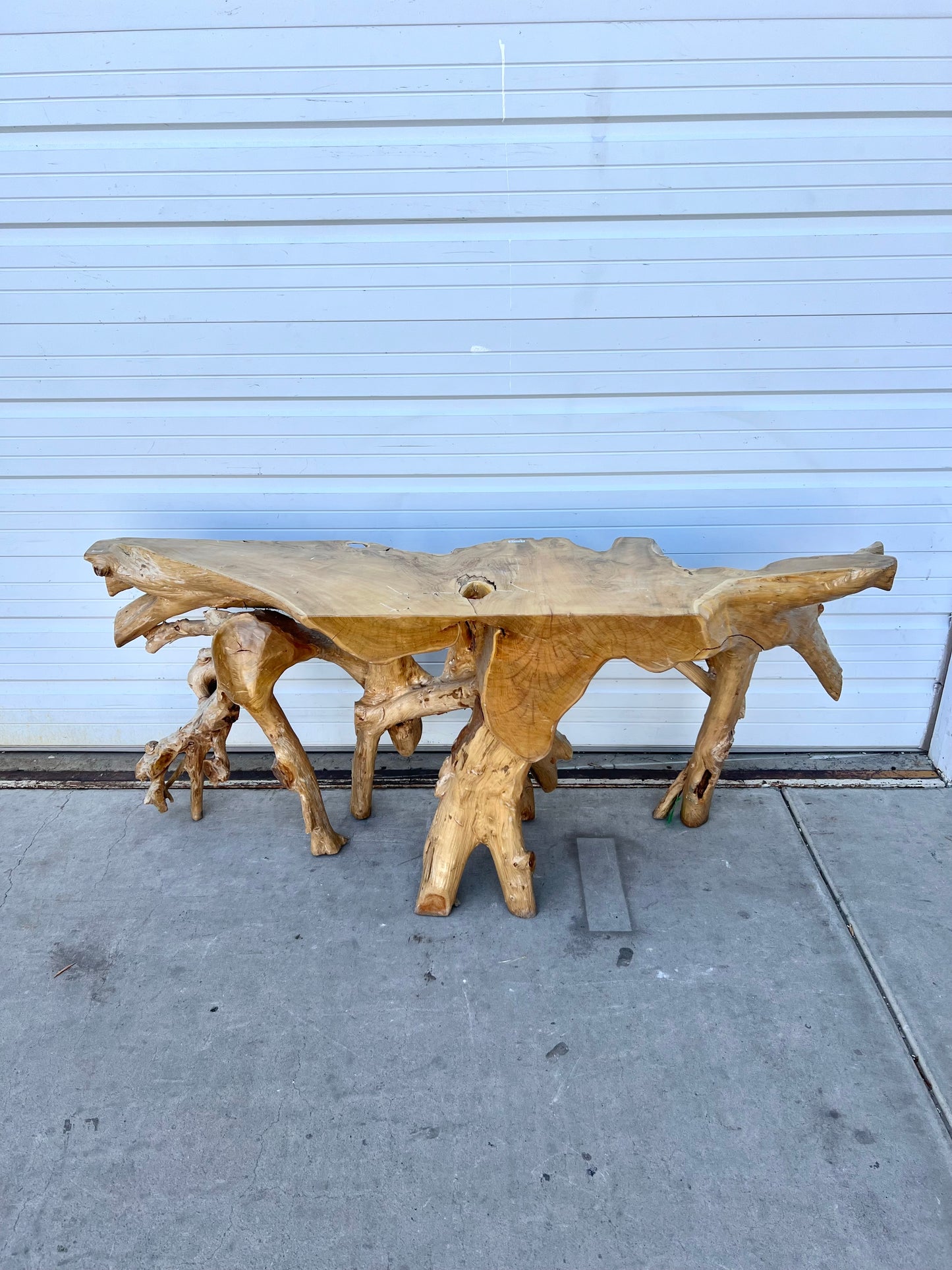 Root Console Table