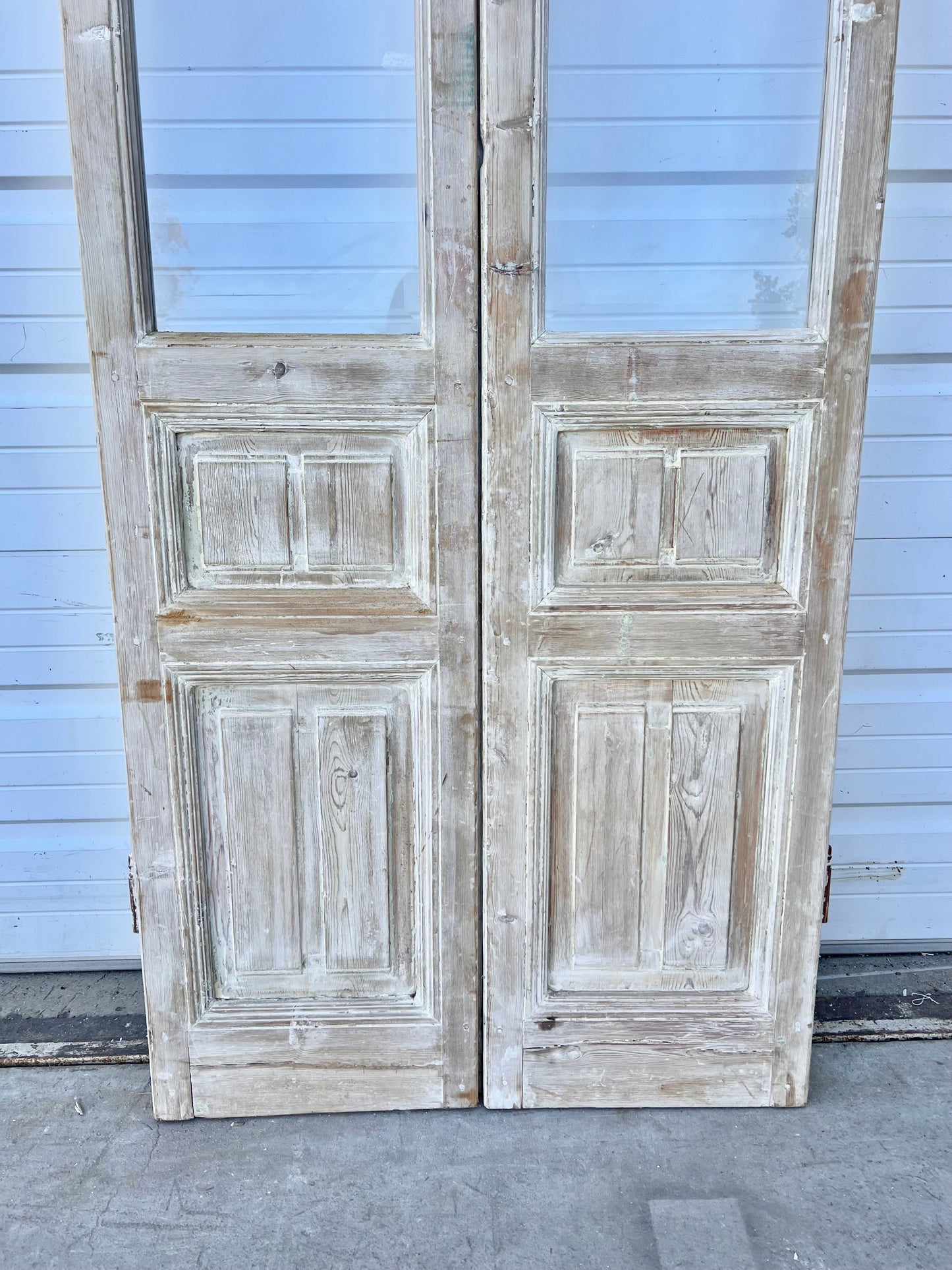 Pair of Wood Doors w/2 Glass Lites