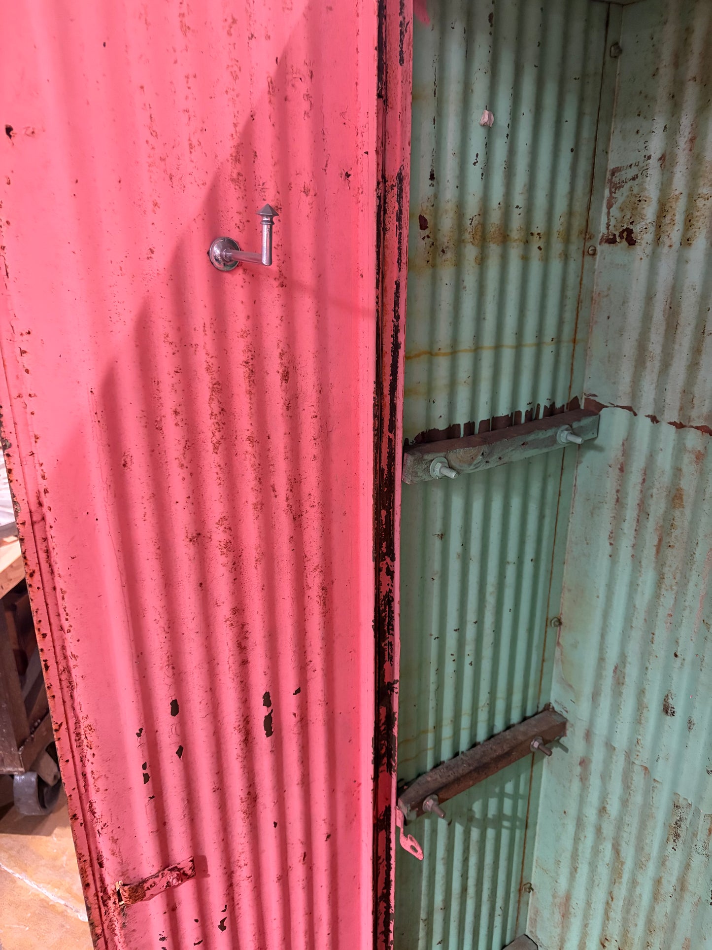 Vintage Strafor Lockers