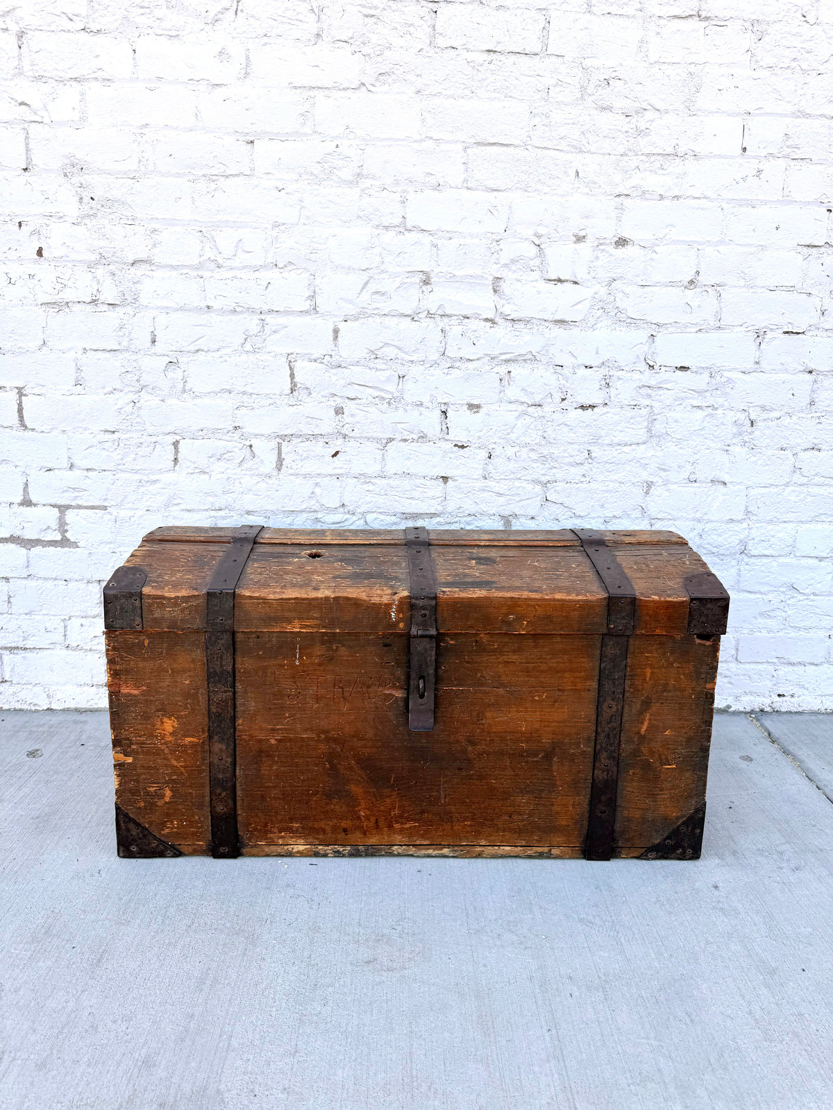Wooden Dome Top Traveler's Trunk