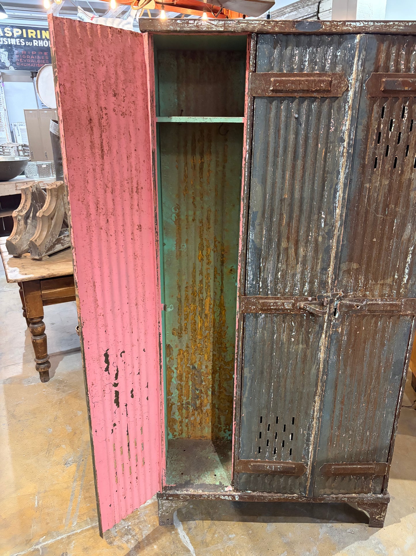 Vintage Strafor Lockers