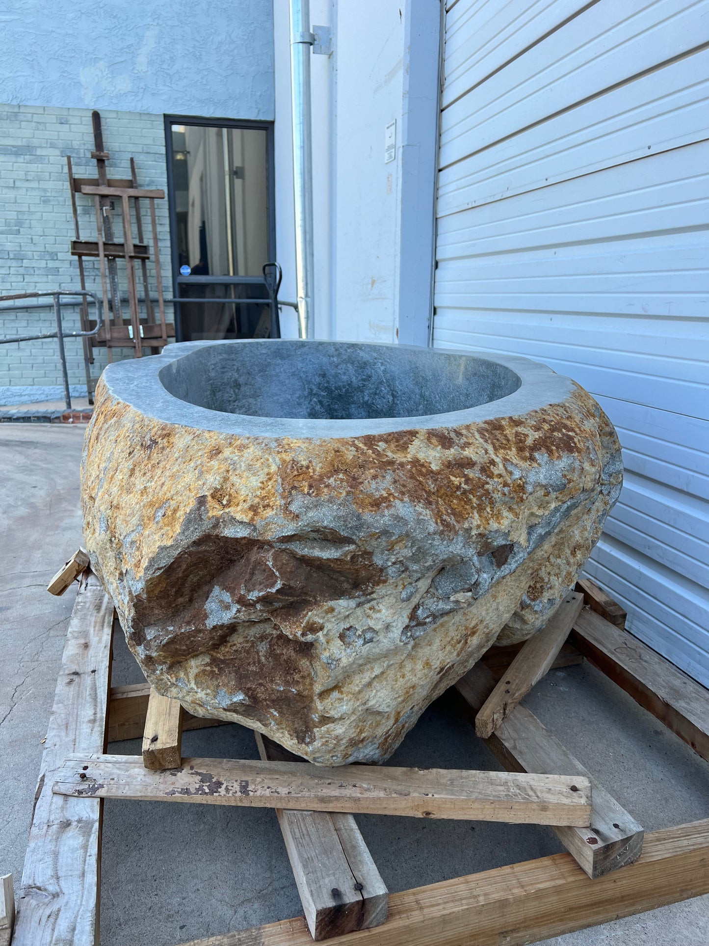 Stone Bath Tub