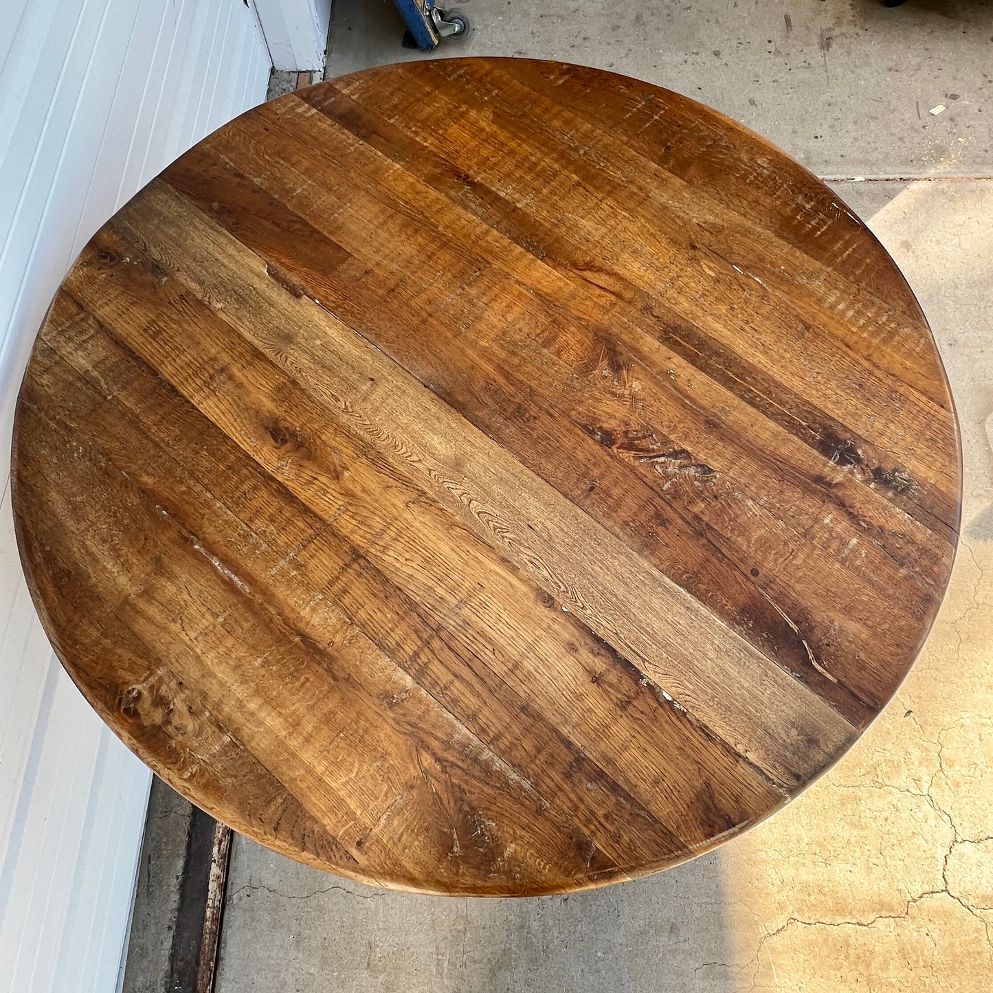 Round Dutch Dining Table