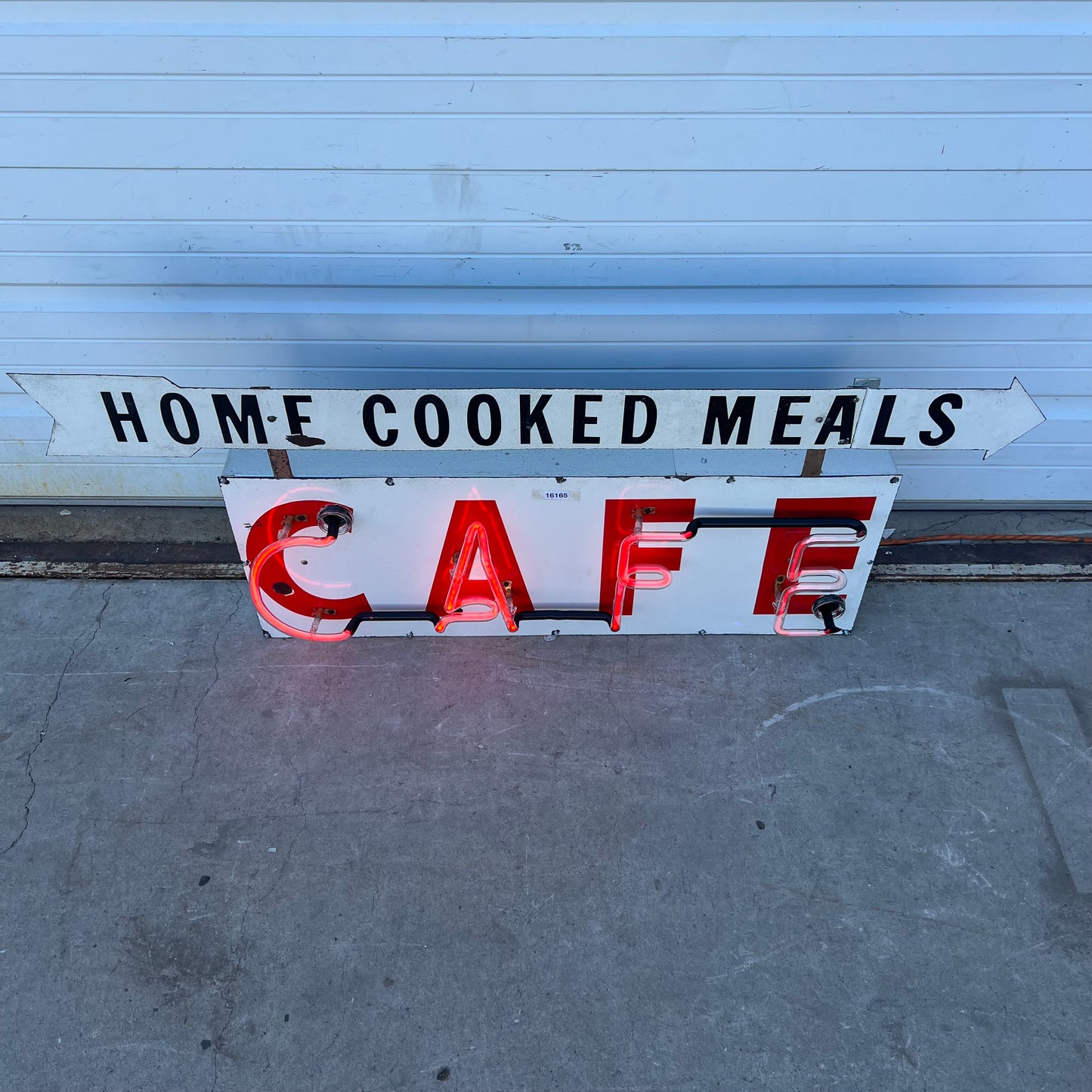 Home Cooked Meals Cafe Neon Sign (WORKS)