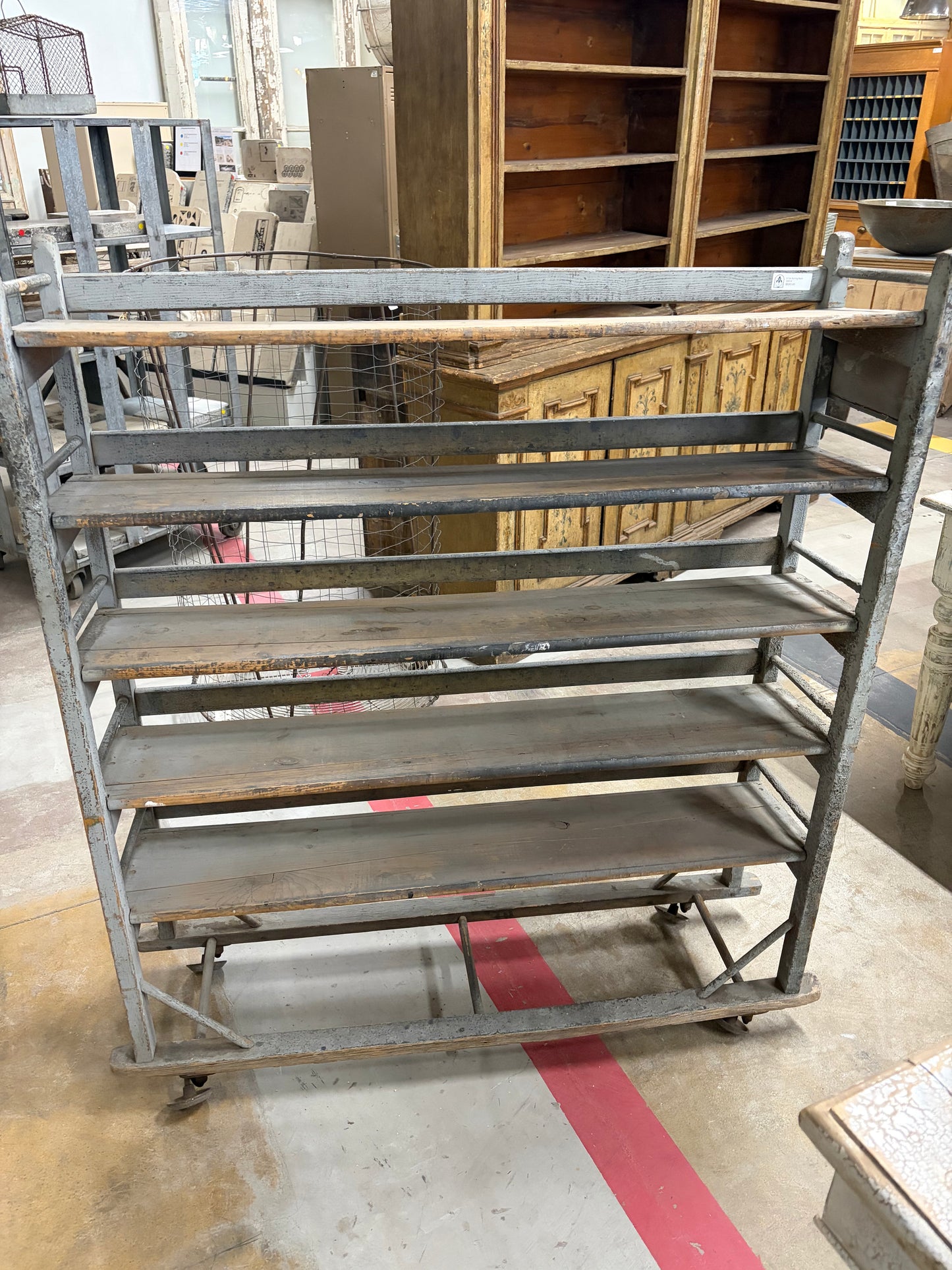 5 Tier Antique Gray Rolling Rack/Shelving