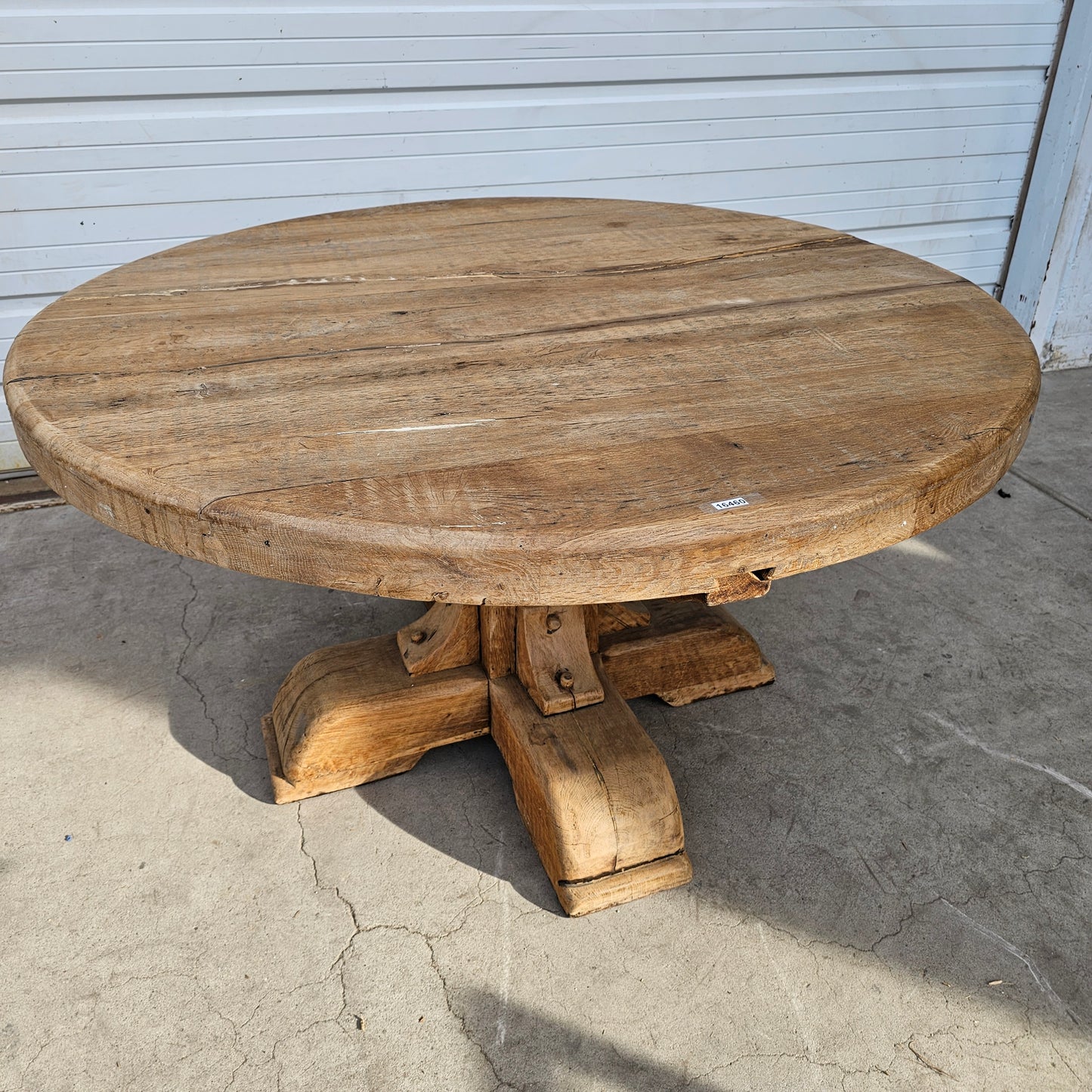 Round Dutch Dining Table