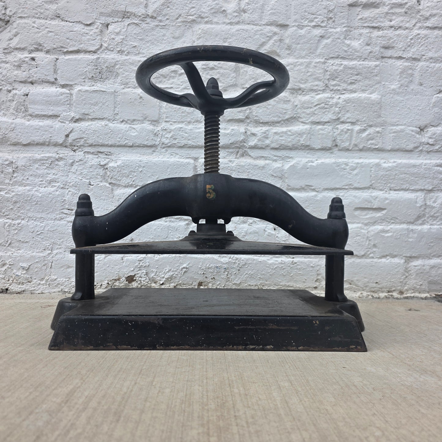 Antique Iron Book Press (Decor)