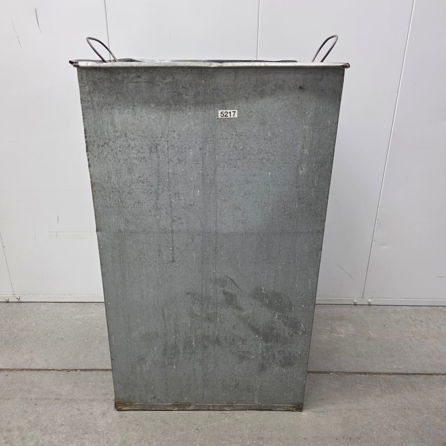 Galvanized Planter/Bucket