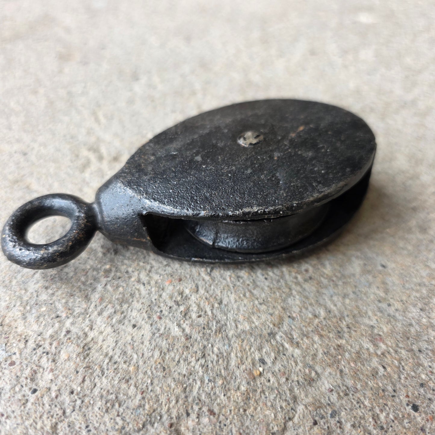 Vintage Cat Iron Industrial Pulley