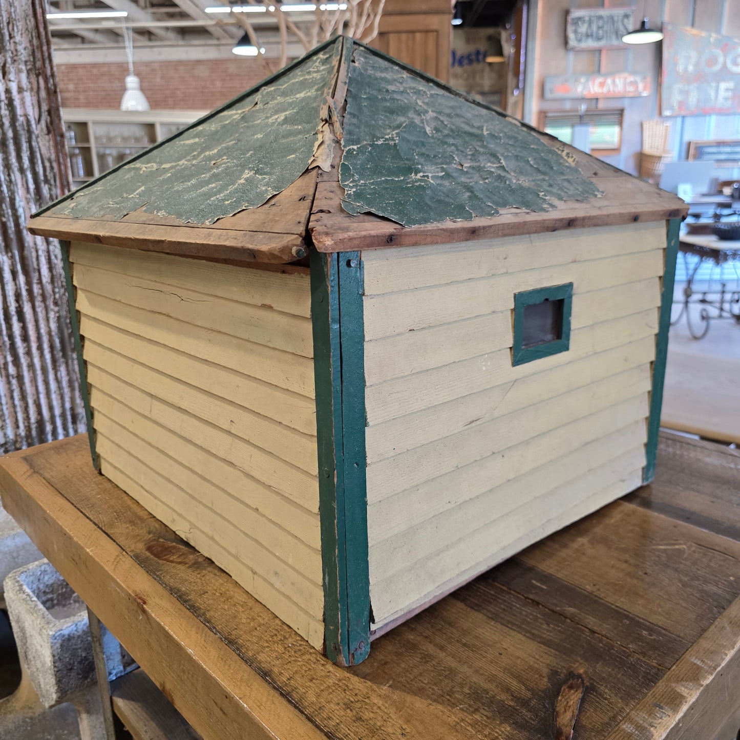 Decorative Architectural Garage/Carriage House Model