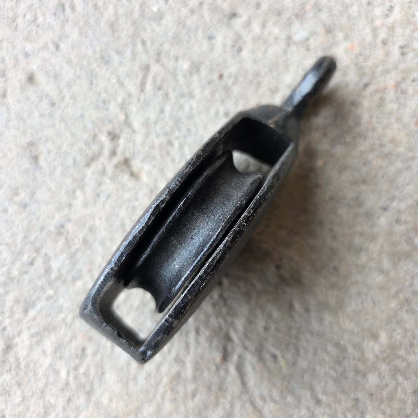 Vintage Cat Iron Industrial Pulley