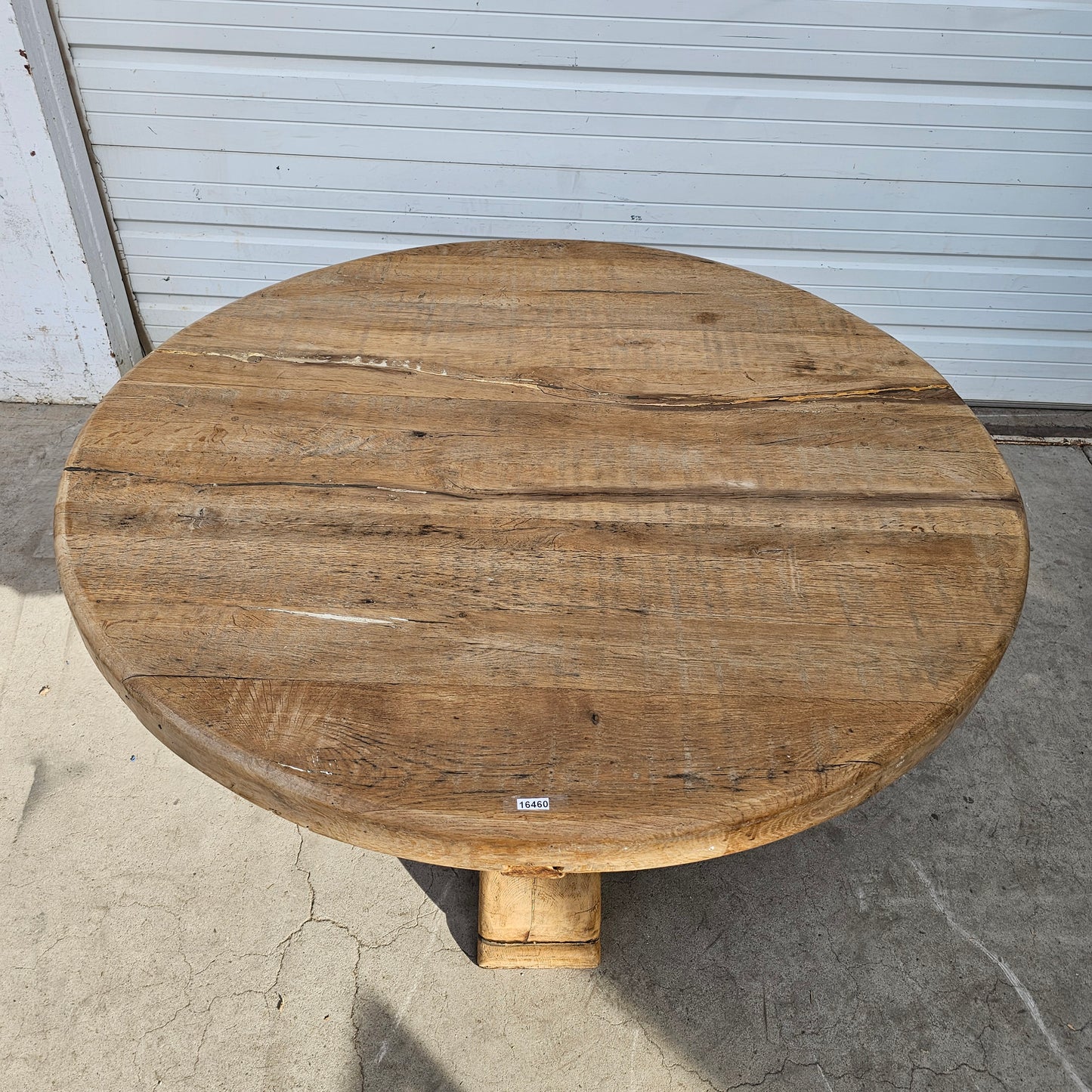 Round Dutch Dining Table