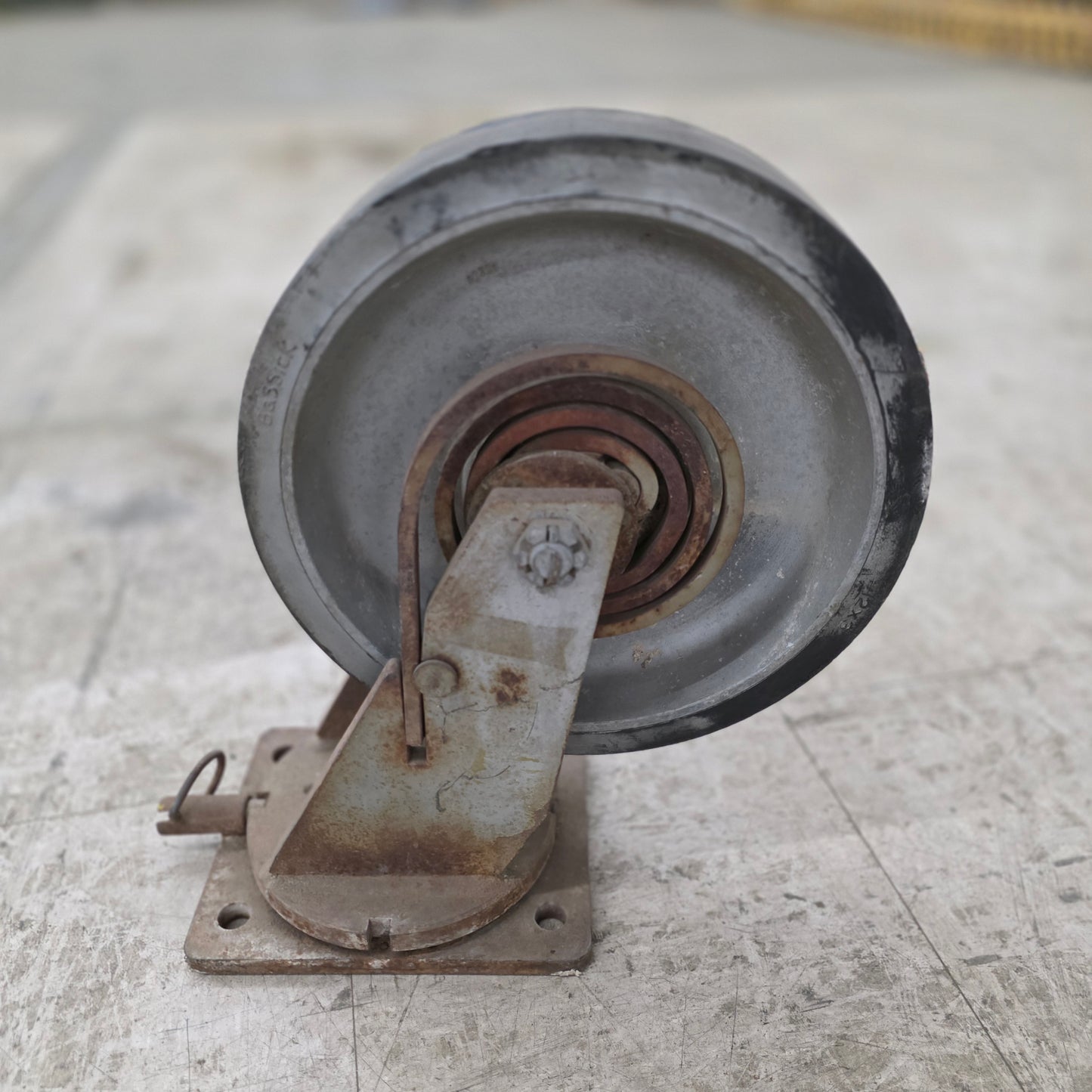 4 Large Industrial Wheels