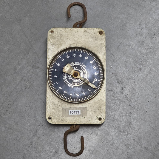 Small Dutch Hanging Scale