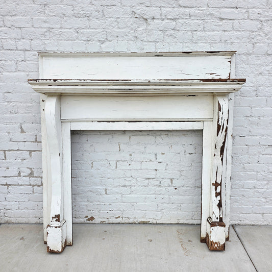 Chippy Farmhouse Mantel