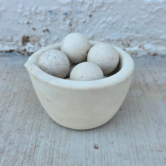 Small Antique Mortar with 7 Filtration Balls (Decor)