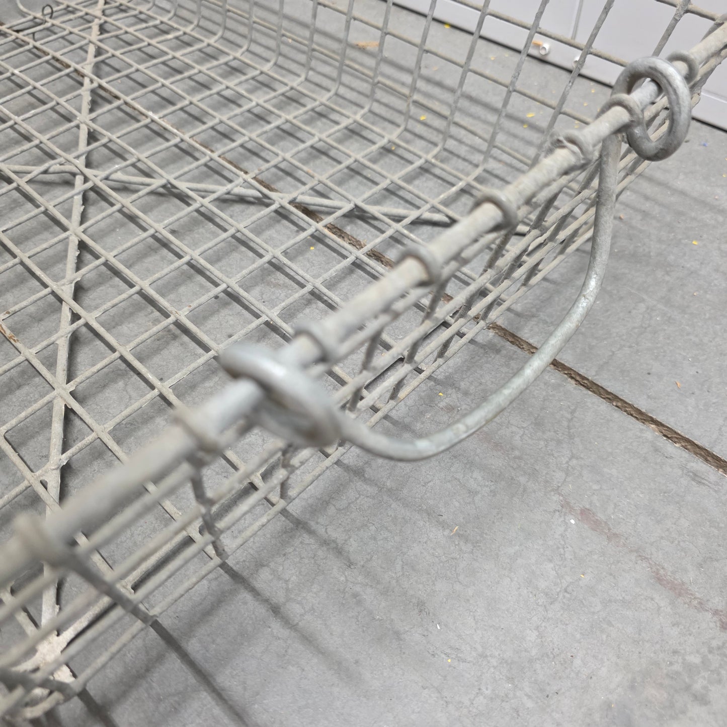 Small Oyster Basket w/Handles