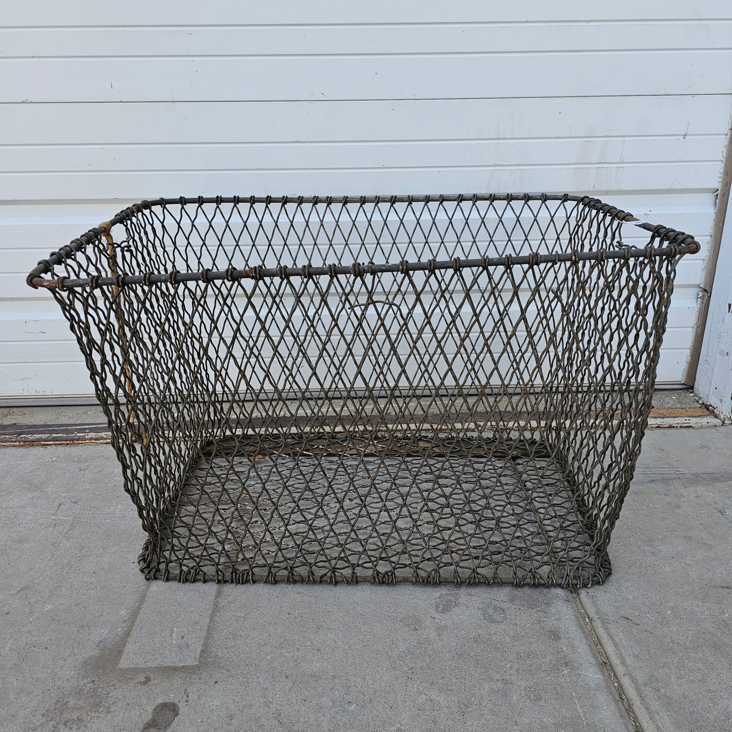 Large Metal Wire Basket